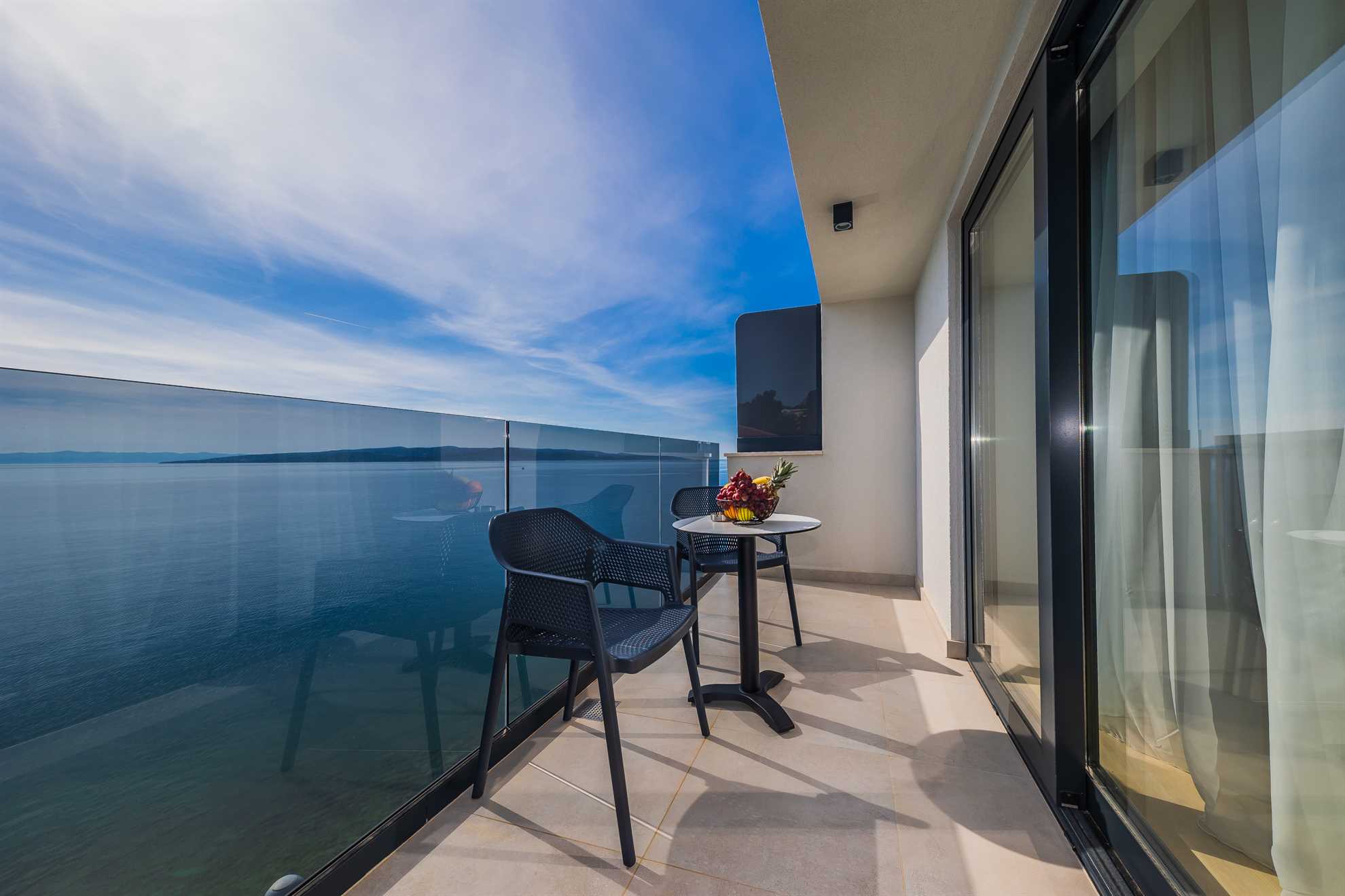 Sea view room (first floor)