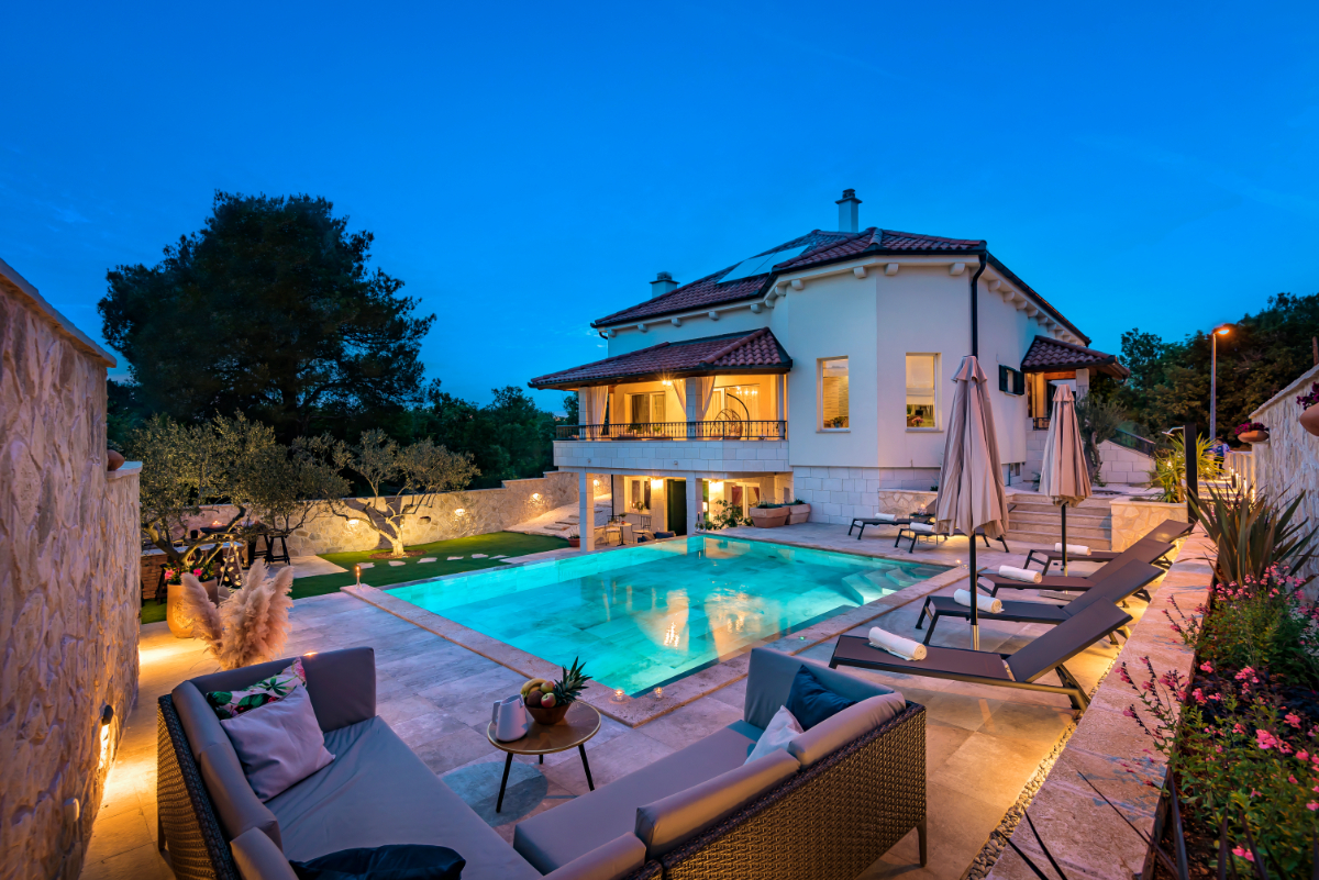 VILLA NIENTE DA FARE SEBENICO