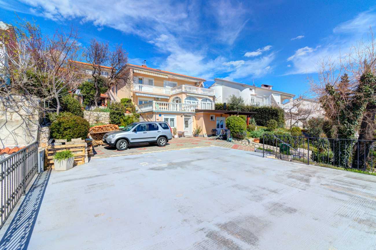 Apartman 2 s pogledom na more NV 3