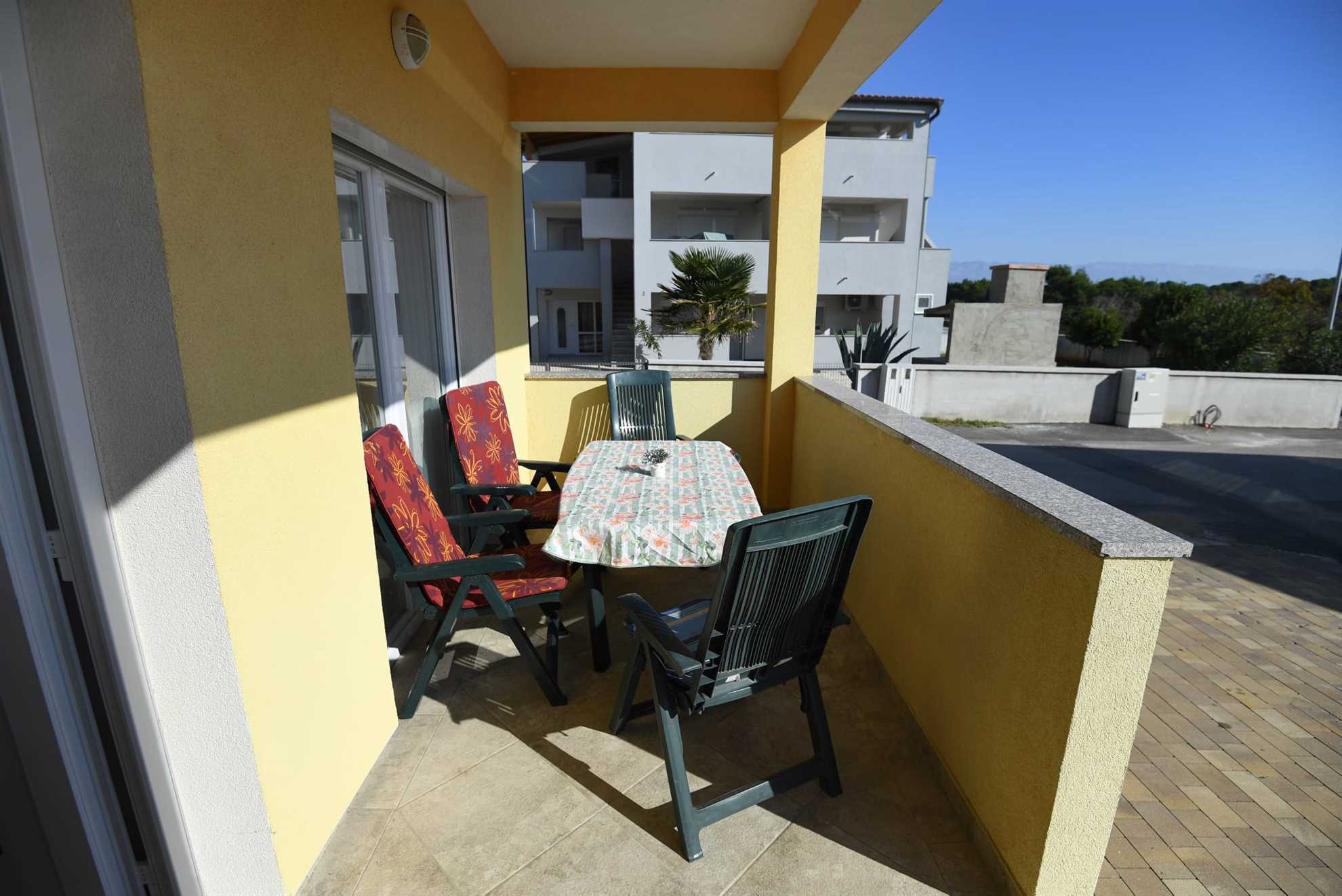 Image of App Sunce 1 - Apartment for 4 persons | quiet location | ideal for family