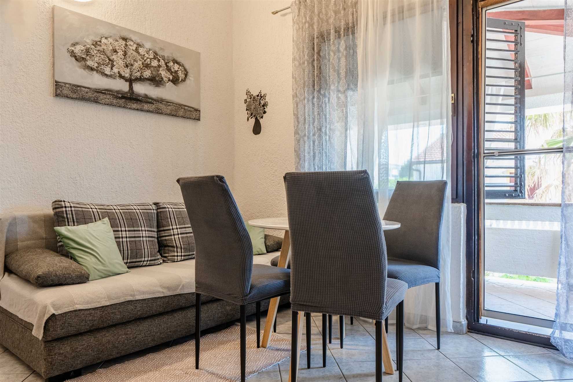 App Šantek 1 - Apartment with sea view | only 50m from beach | for 4 persons