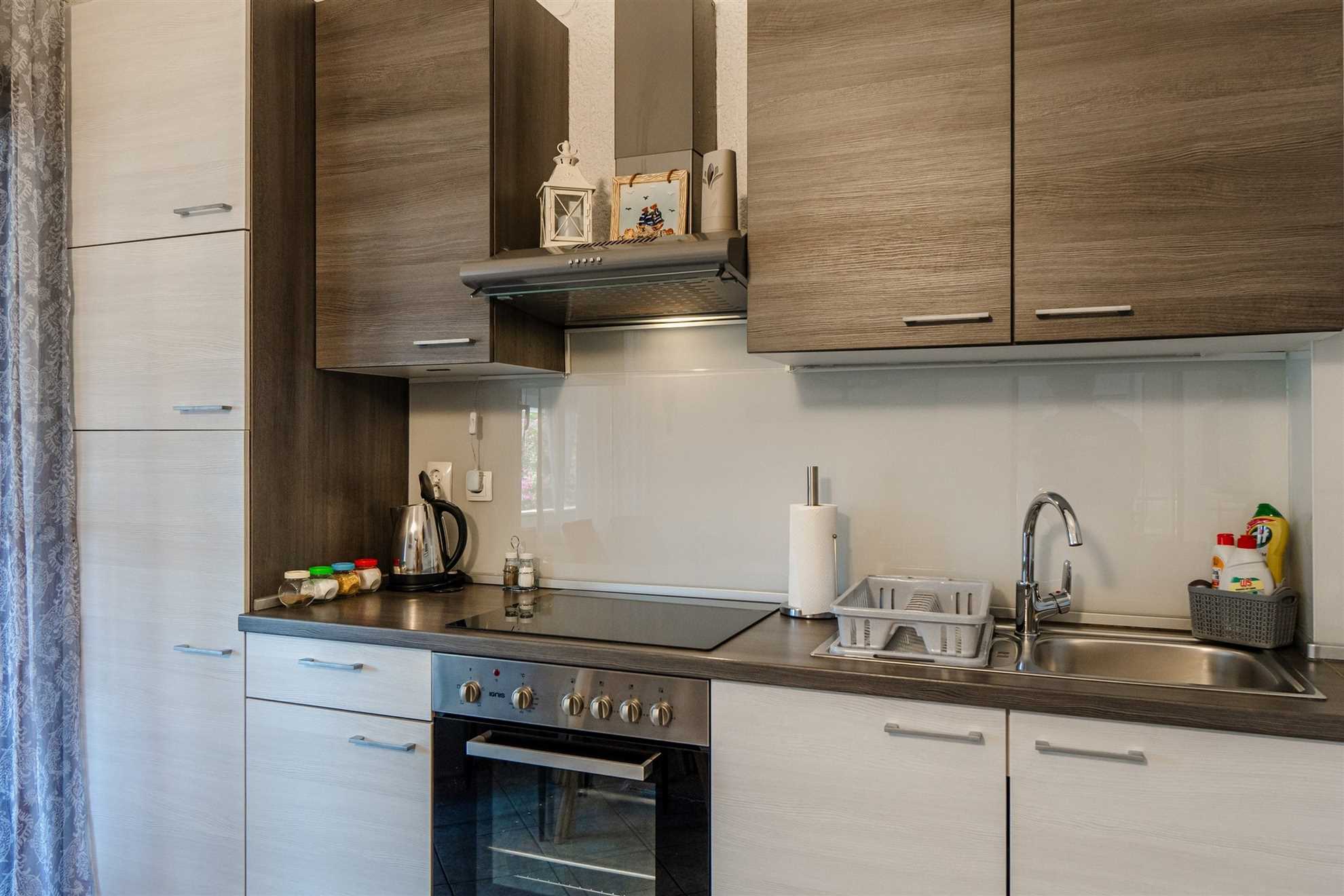 App Šantek 1 - Apartment with sea view | only 50m from beach | for 4 persons