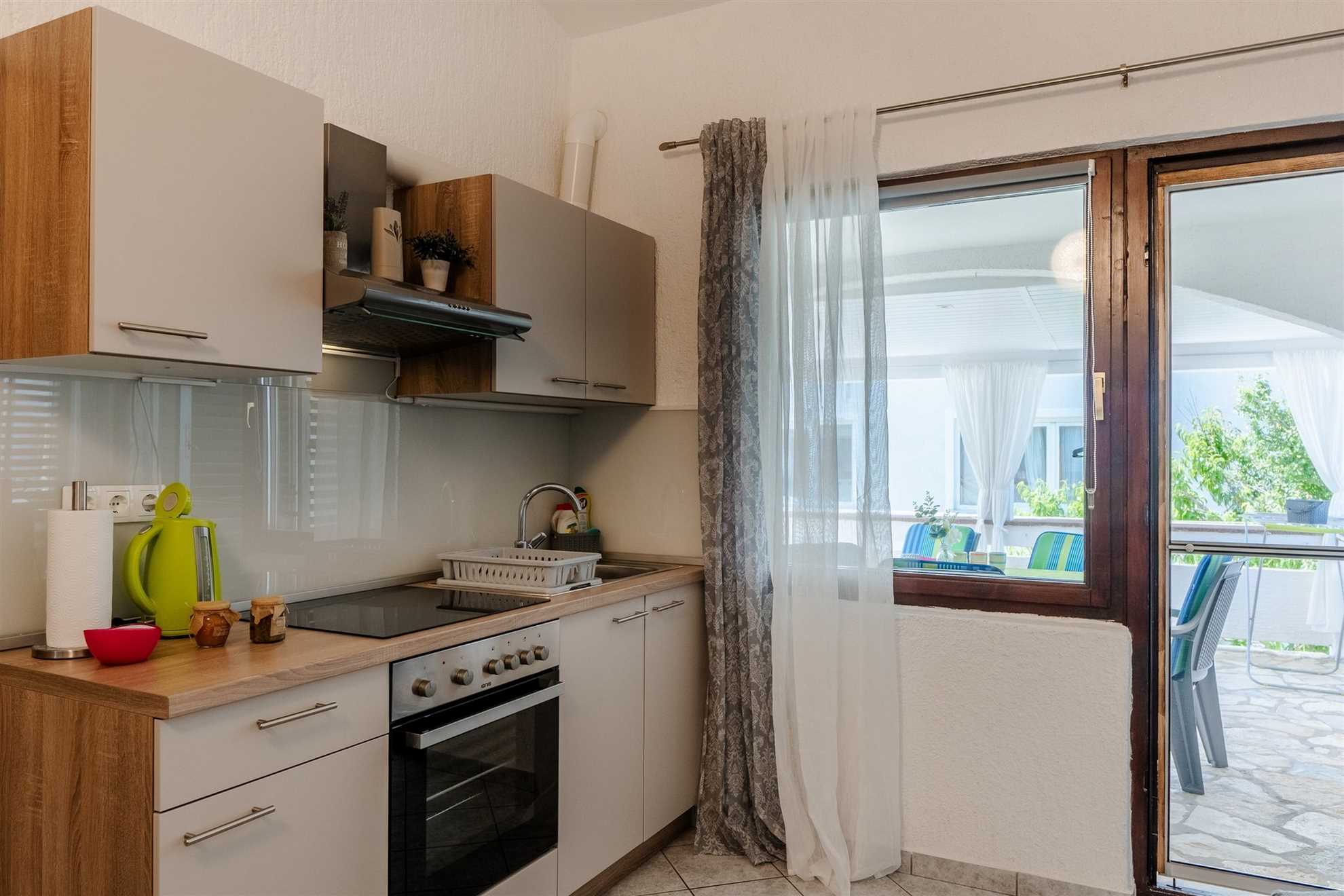 App Šantek 2 - Apartment | only 50m from beach | for 4 persons