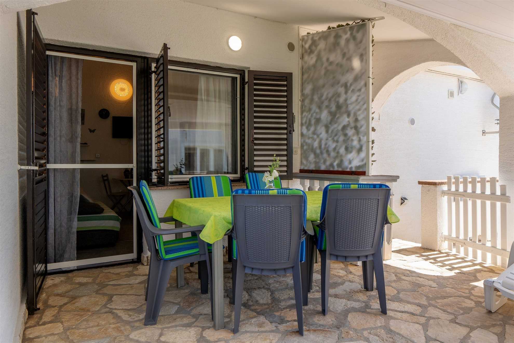 App Šantek 2 - Apartment | only 50m from beach | for 4 persons