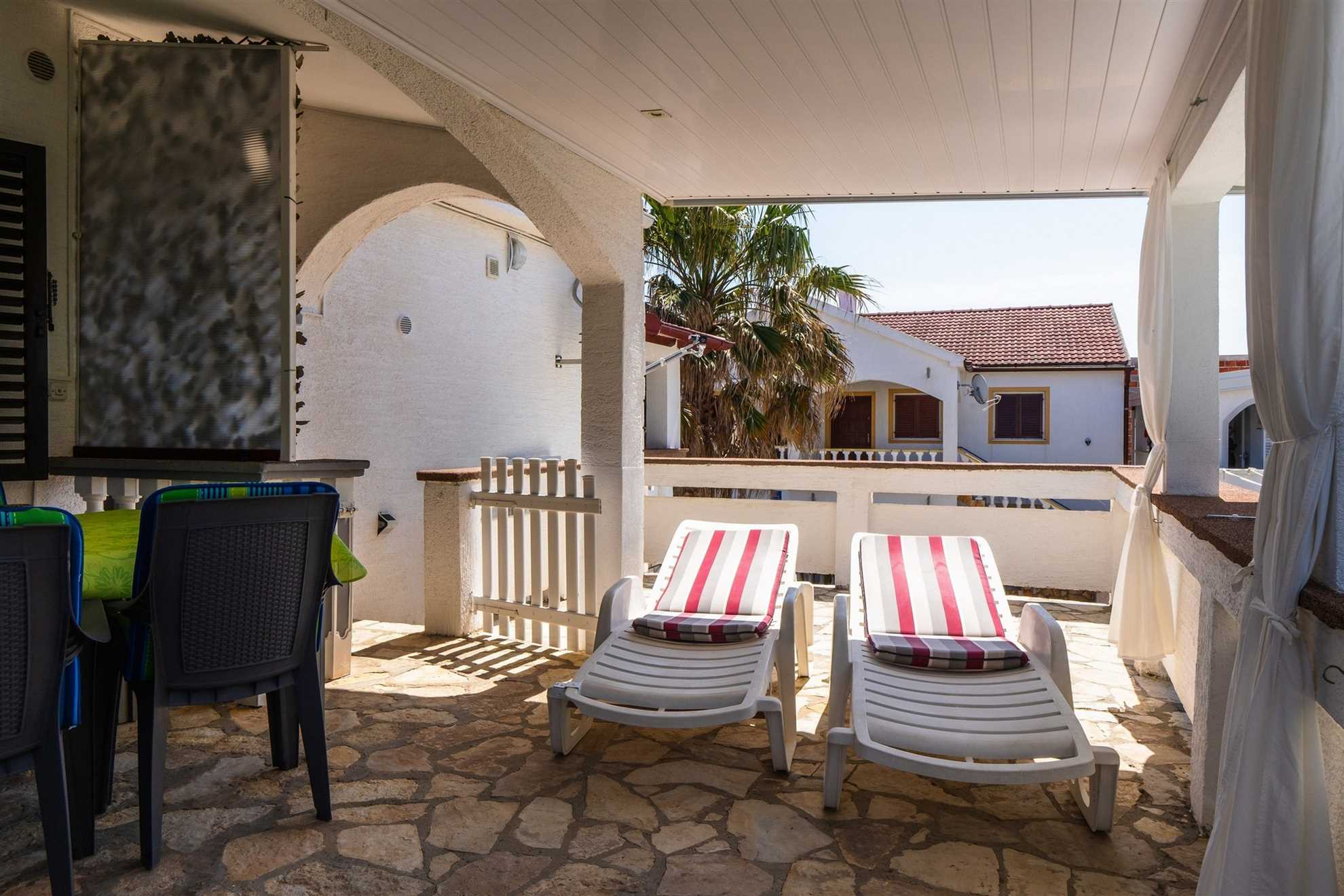 App Šantek 2 - Apartment | only 50m from beach | for 4 persons