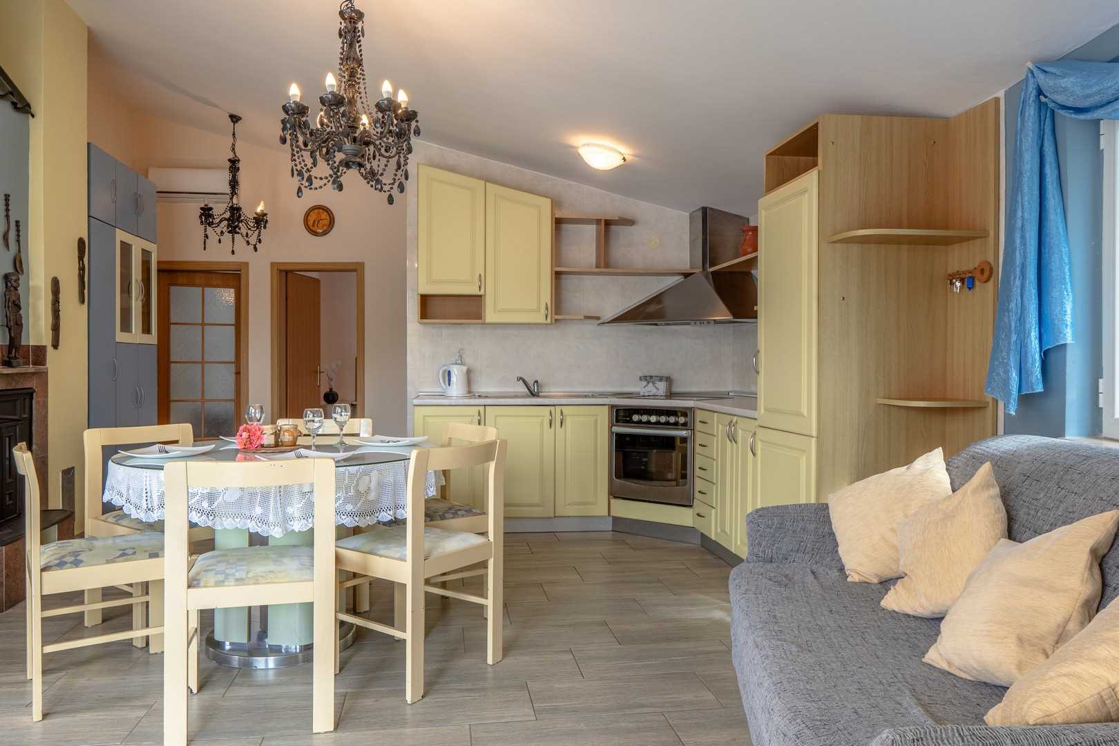 Villa Lulić - for 8-12 persons | 2 apartments | Pool and fitness area