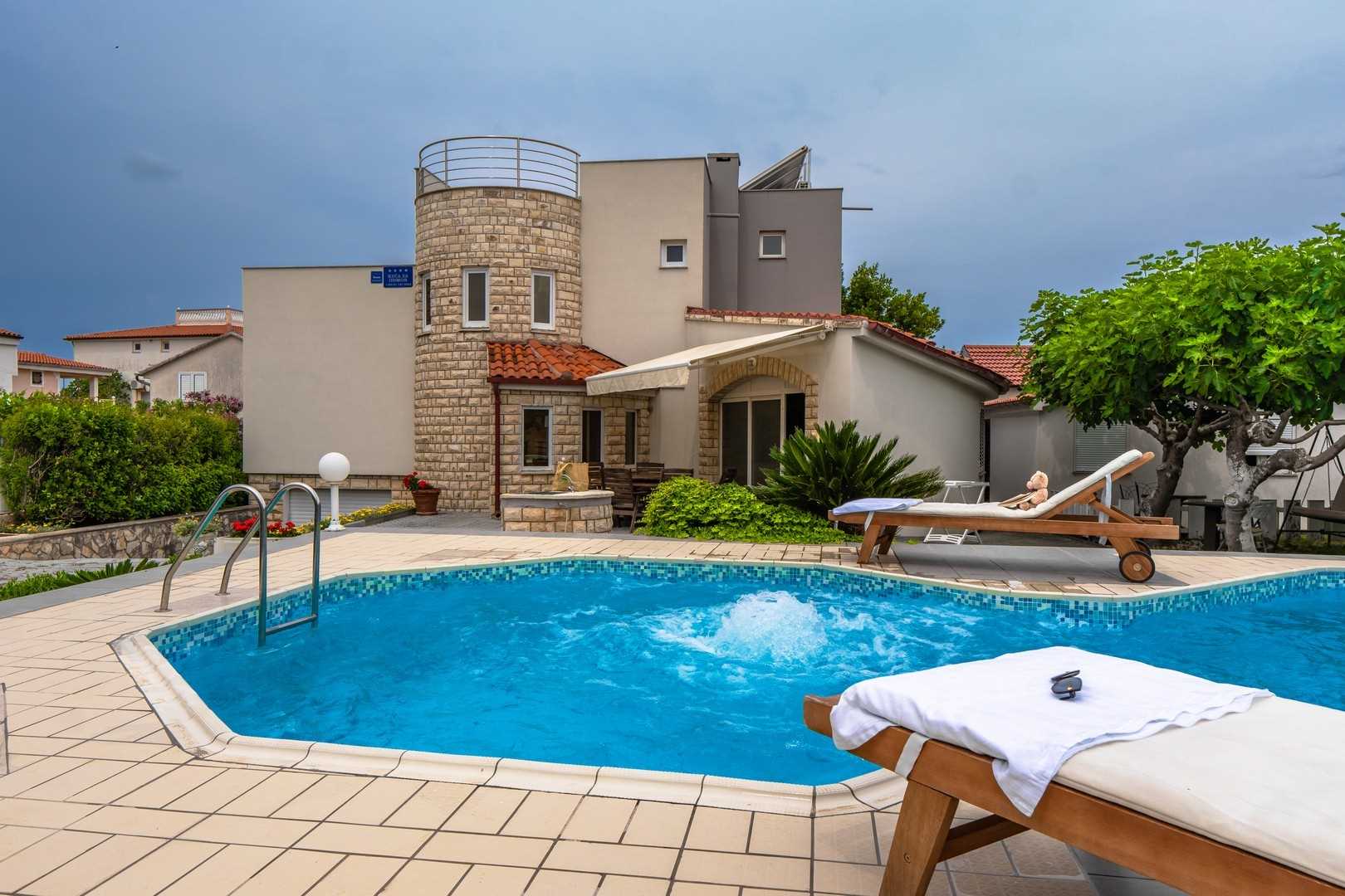 Image of Villa Lulić - for 8-12 persons | 2 apartments | Pool and fitness area