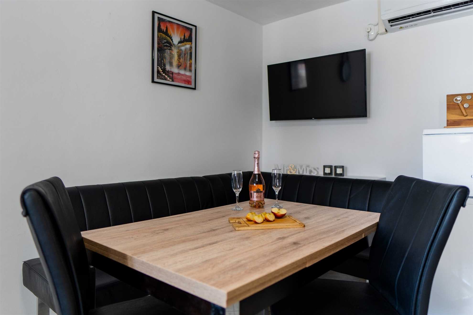 App Jurčević 1 - for 2-4 persons | quiet location | just 200m from beach