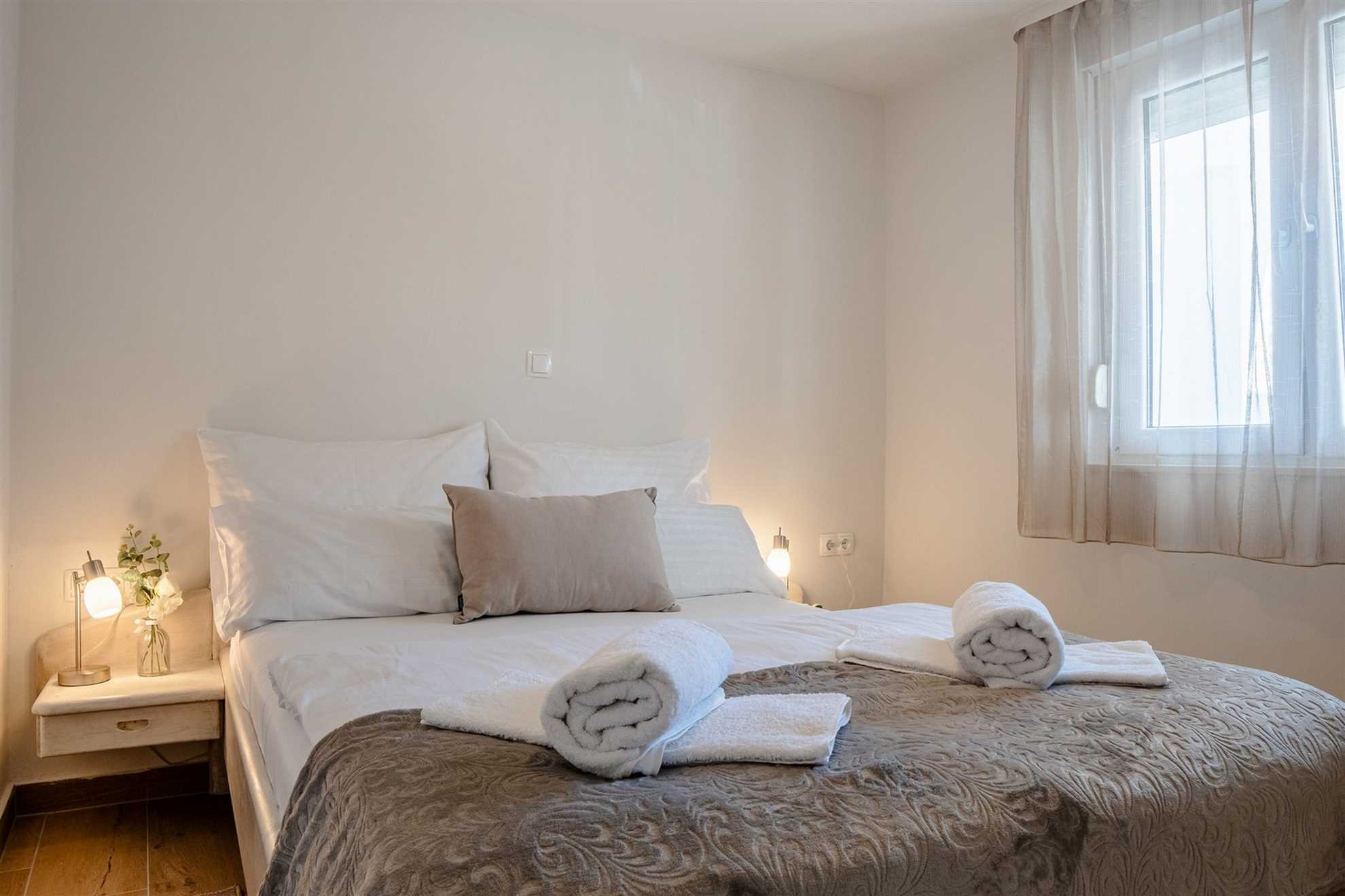 App Jurčević 1 - for 2-4 persons | quiet location | just 200m from beach