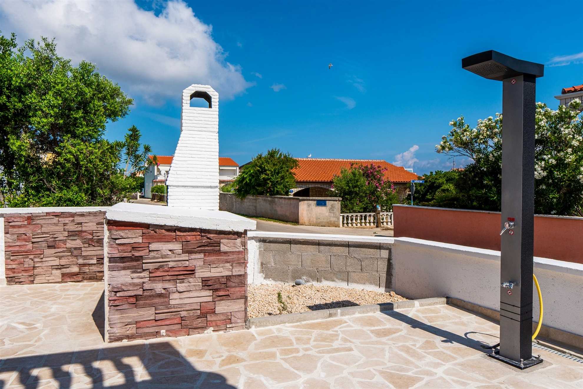 App Jurčević 1 - for 2-4 persons | quiet location | just 200m from beach
