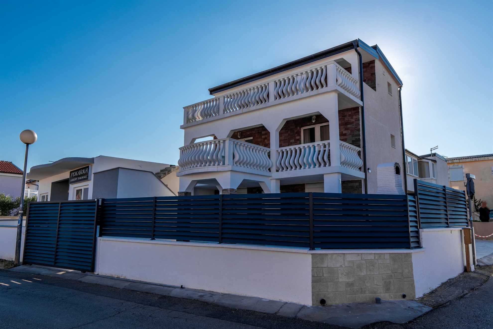 App Jurčević 1 - for 2-4 persons | quiet location | just 200m from beach