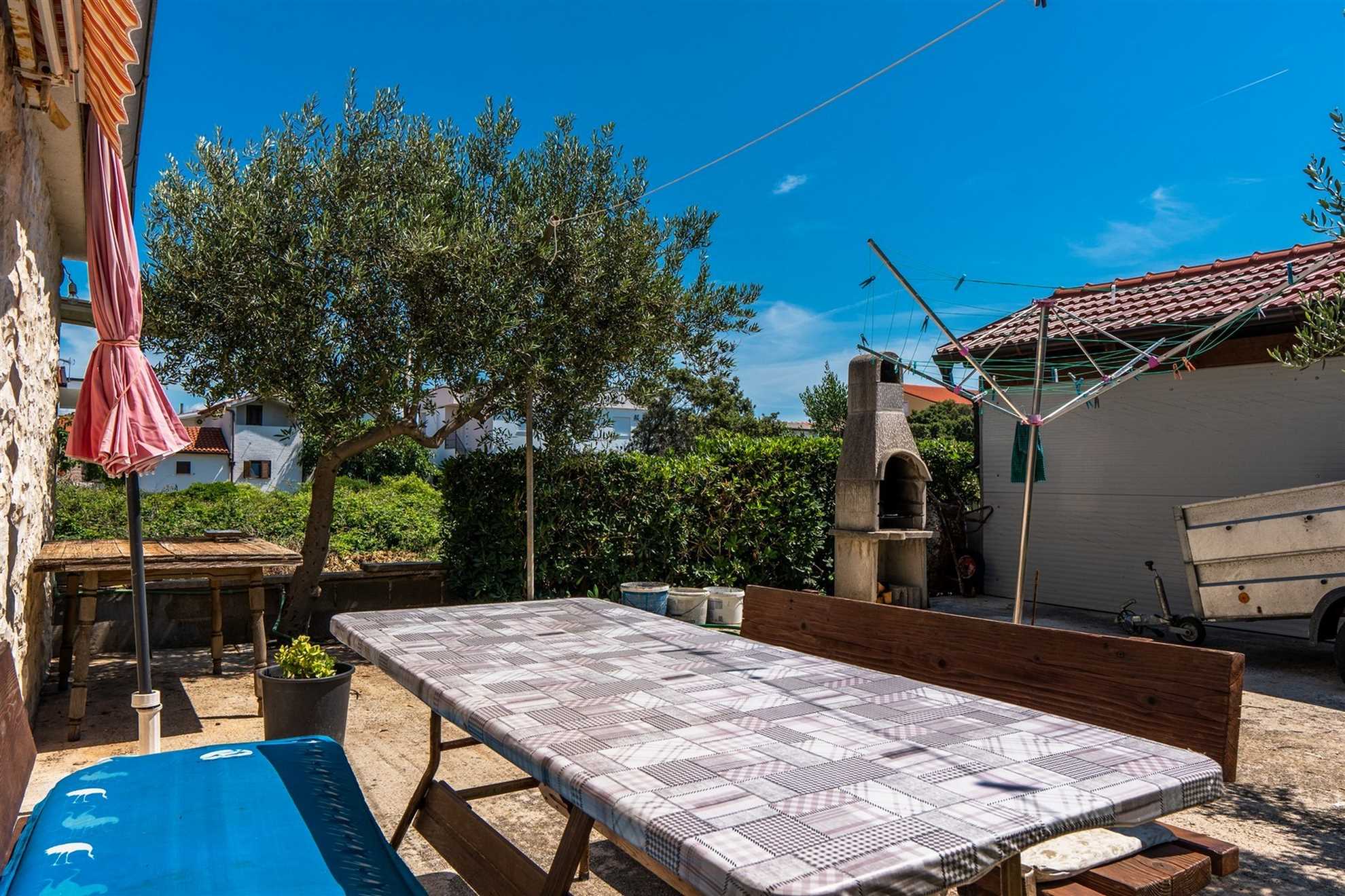 App Ivančević 2 - Apartment for 2-3 persons | ideal for family | Barbecue