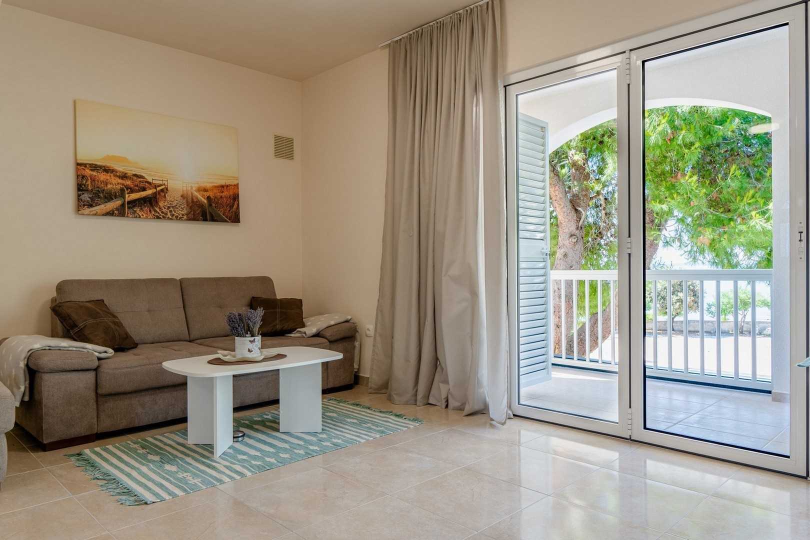 App Šum mora 3 - Sea view | only 20m from beach | 3 bedrooms