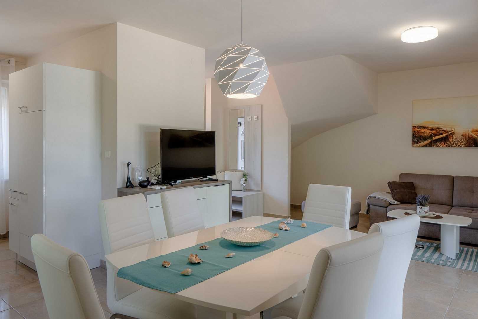 App Šum mora 3 - Sea view | only 20m from beach | 3 bedrooms
