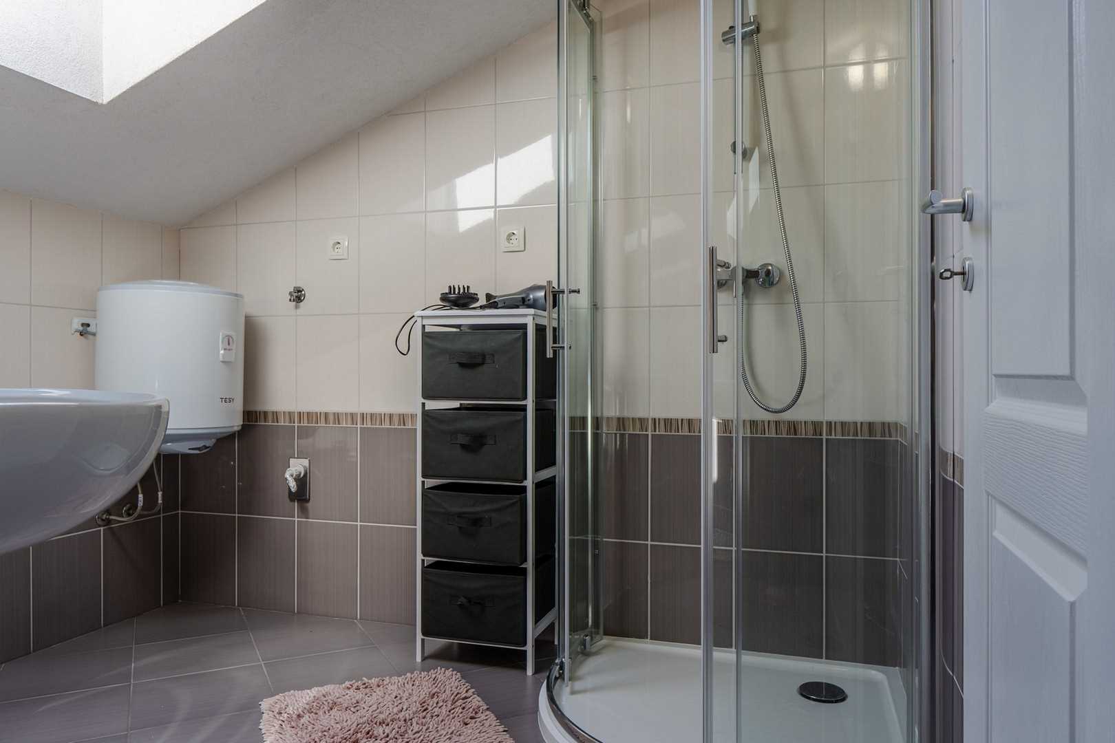 App Šum mora 3 - Sea view | only 20m from beach | 3 bedrooms