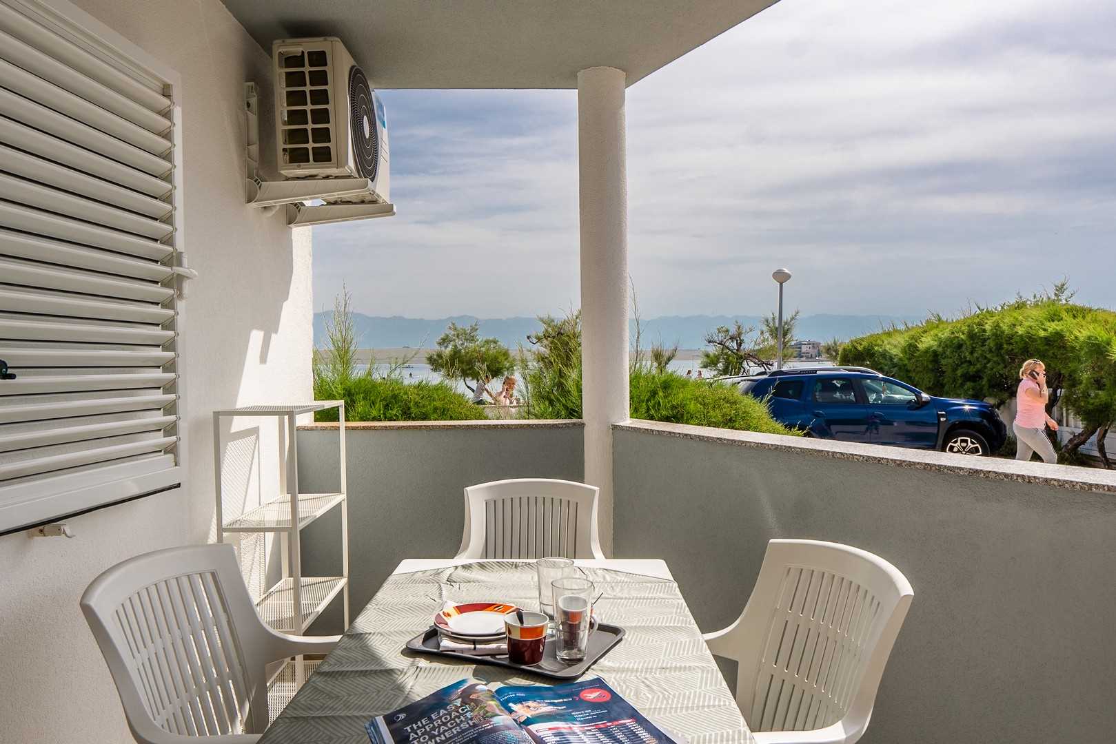 Andy's Perla - Beachfront apartment | for 4 persons