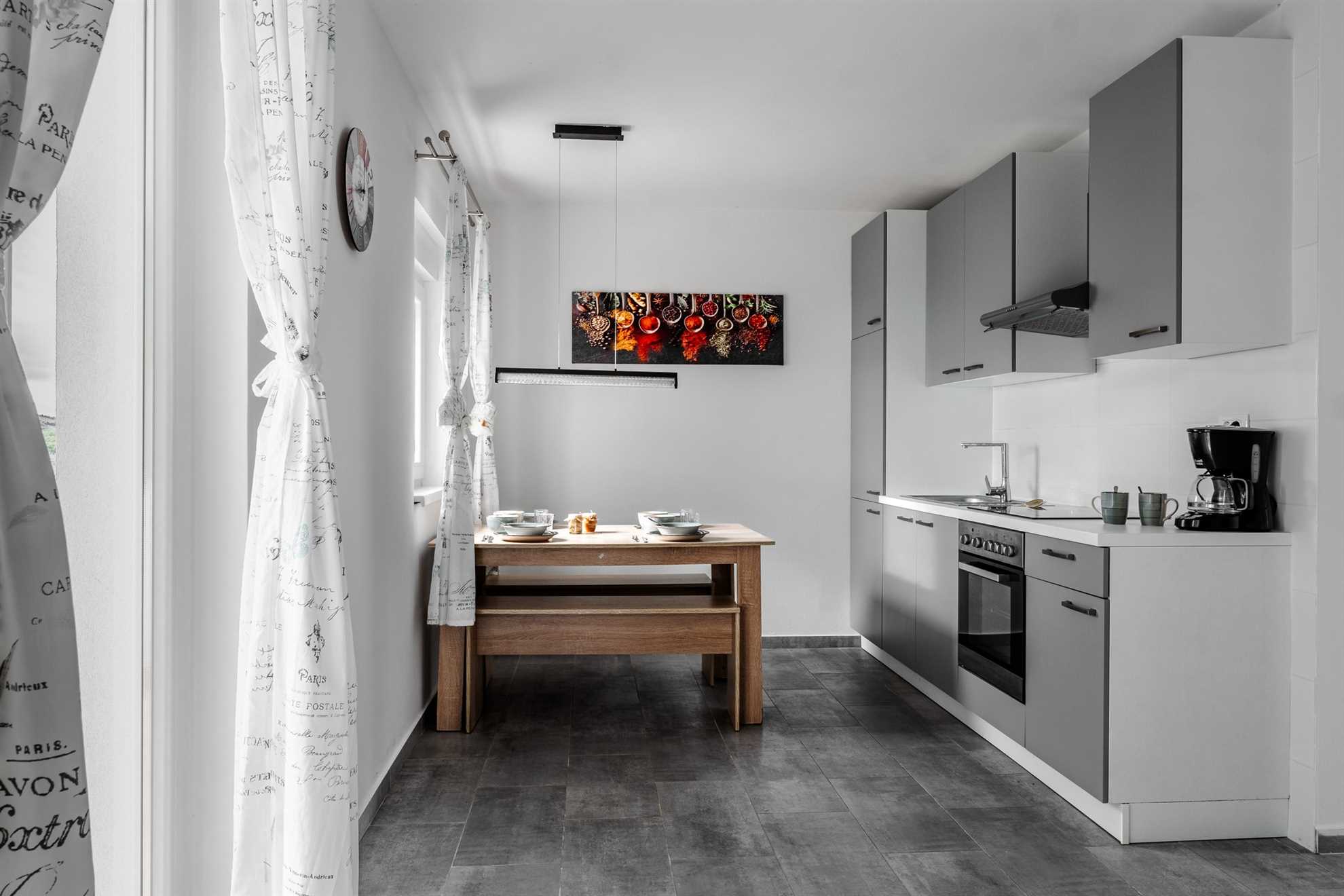 App Strand 5 - Sea view | just 10m from beach | for 4-5 persons