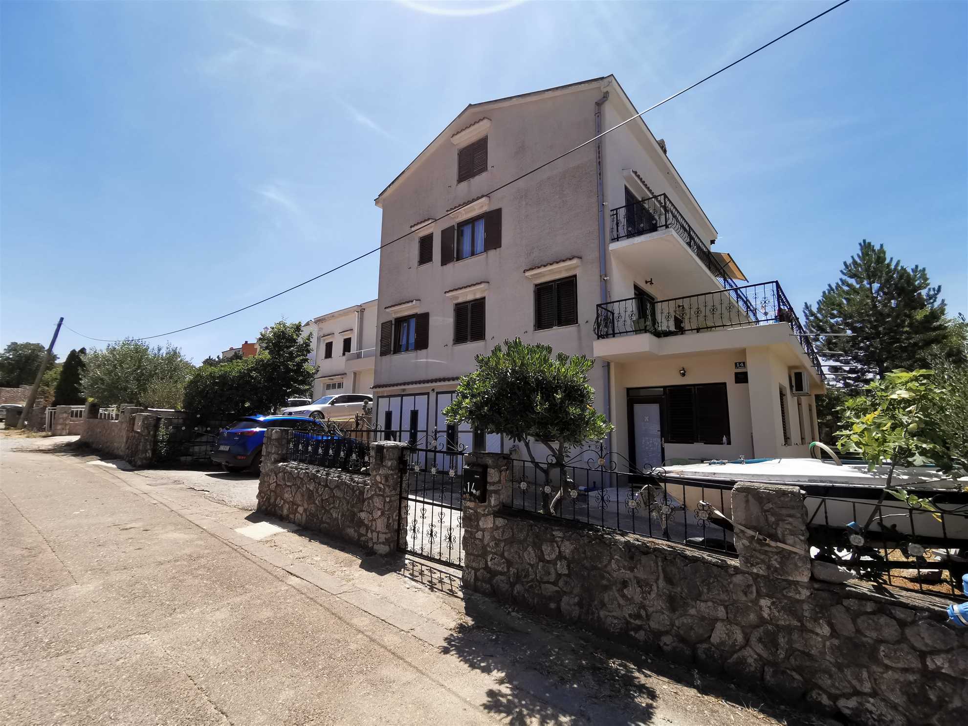 Dijana Apartment 2