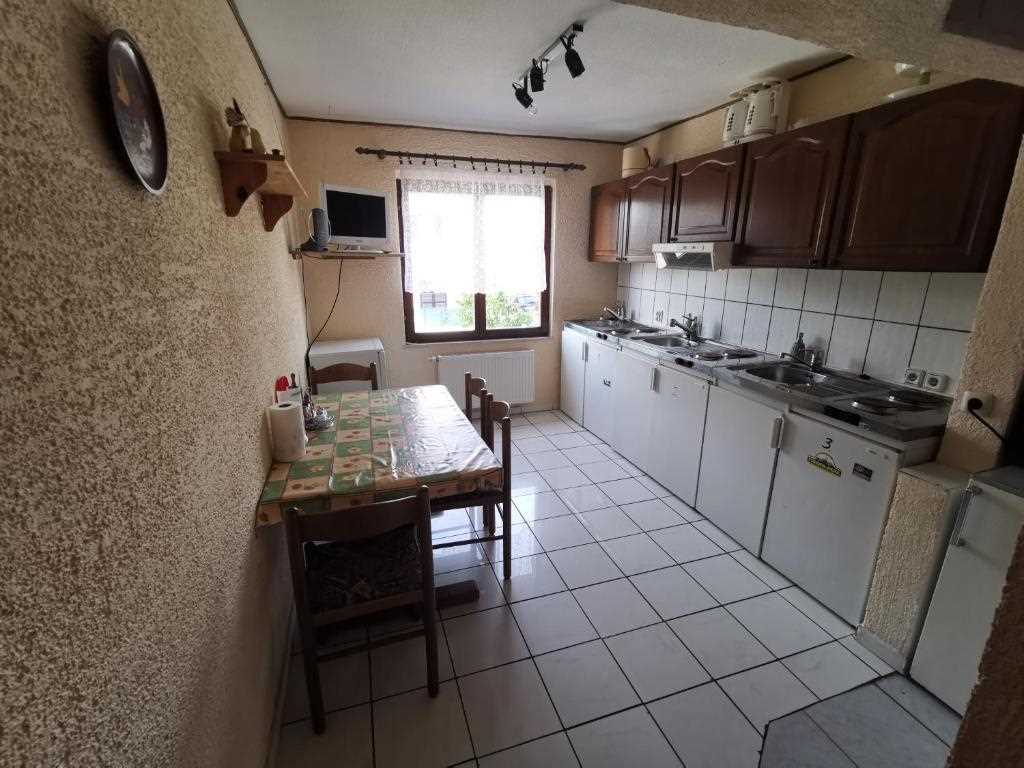 Dijana Room 1