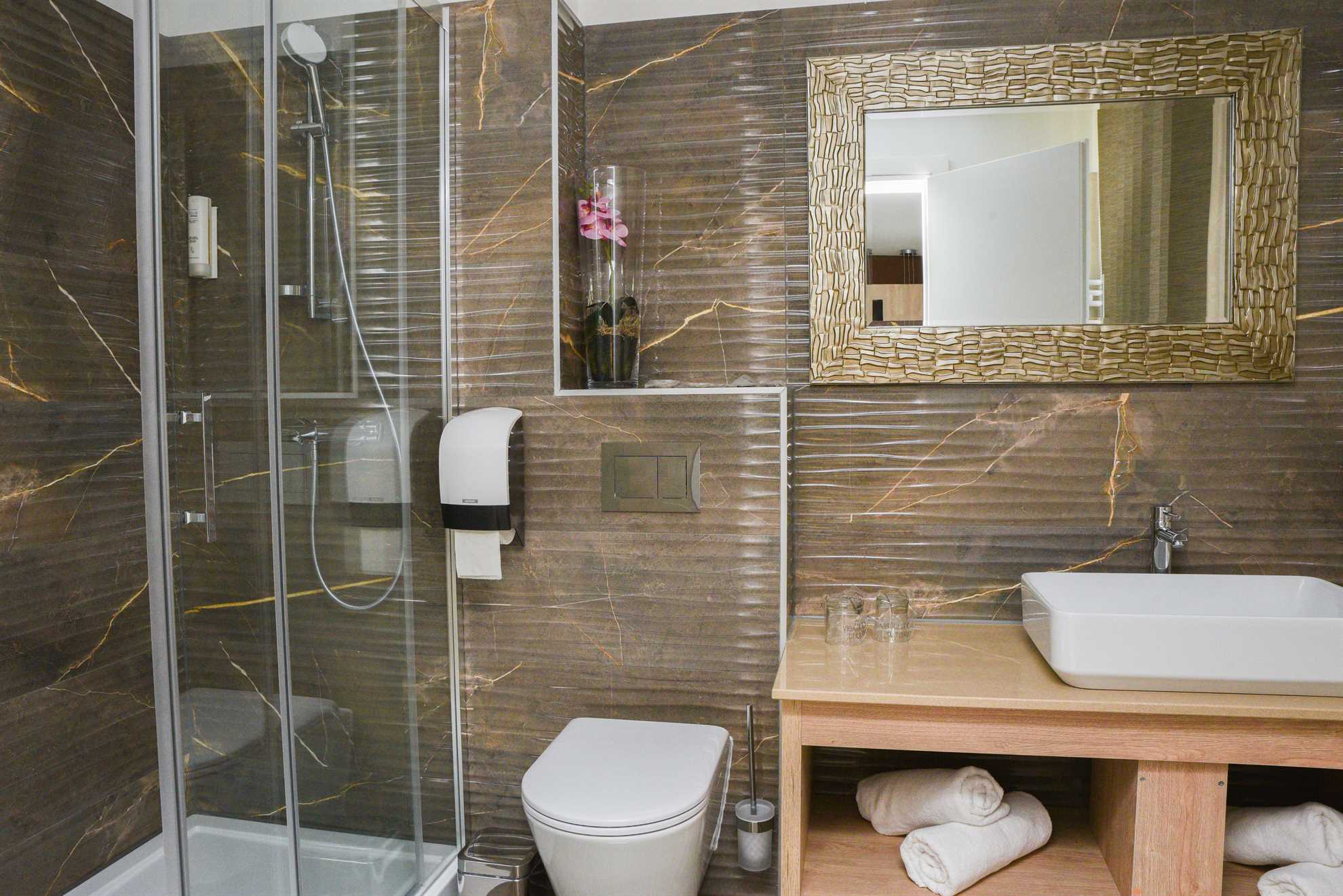Deluxe double room with park view - 205