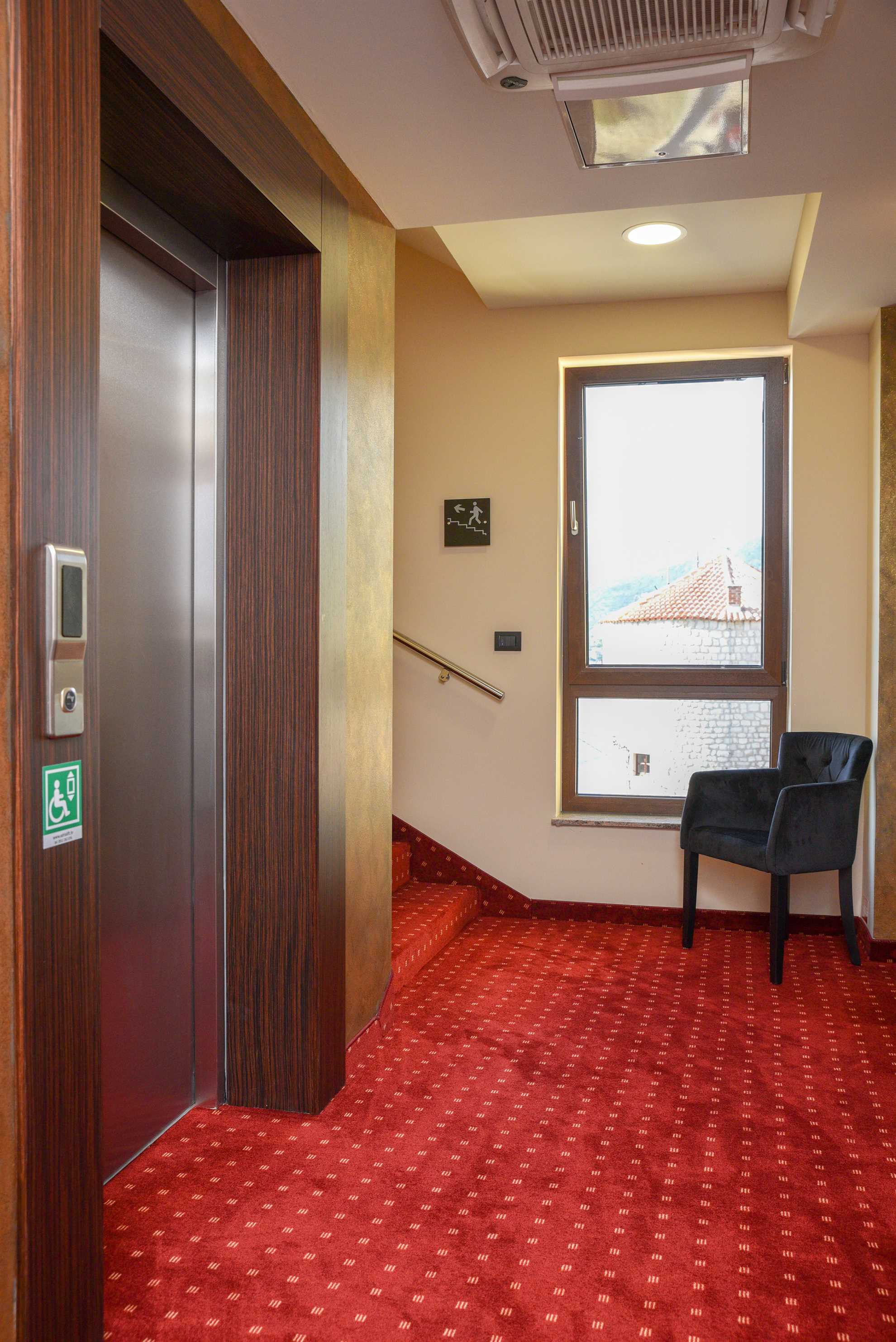 Deluxe double room - 301 