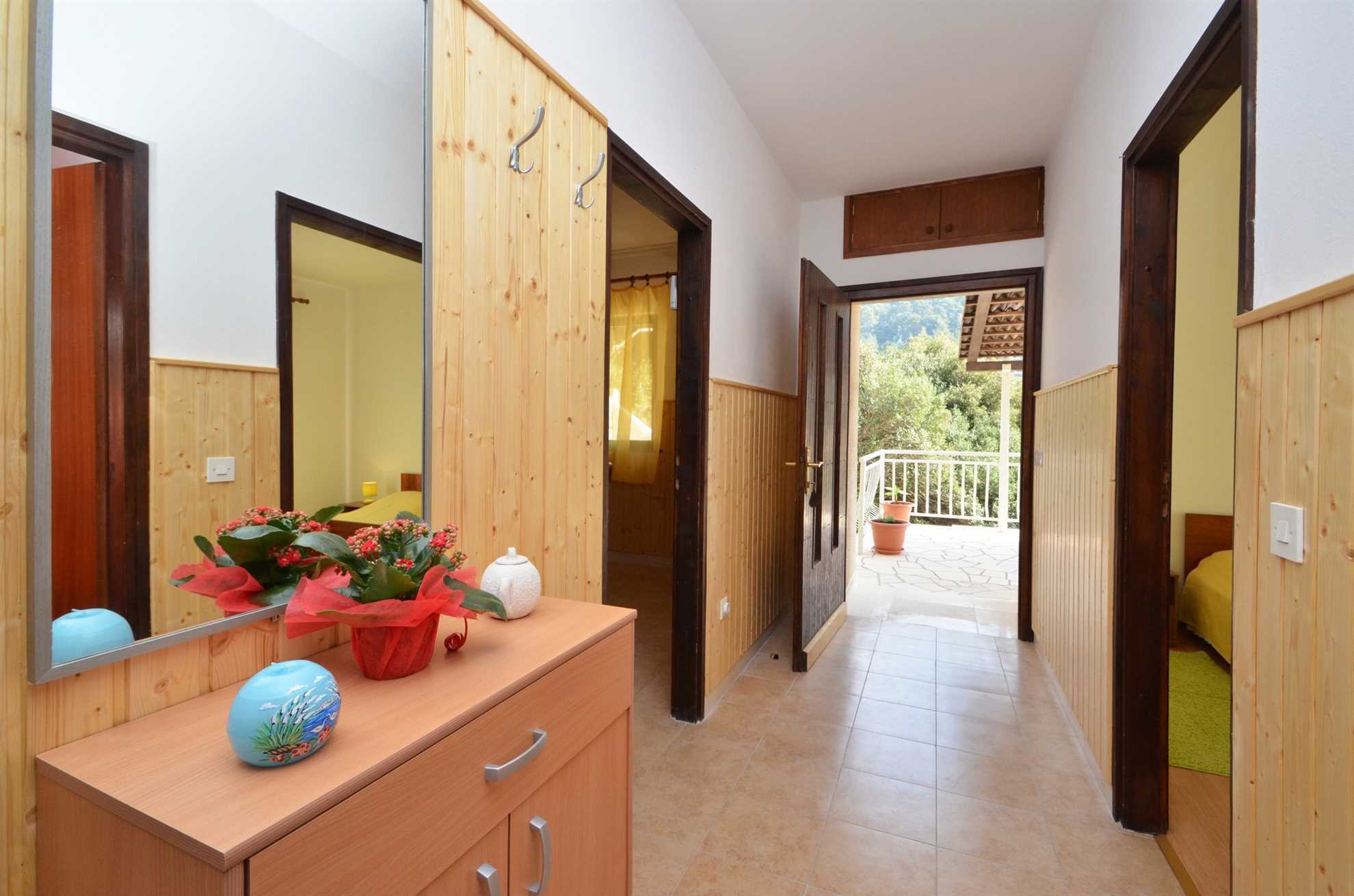 Two bedrooms apartment for 5 persons with sea view