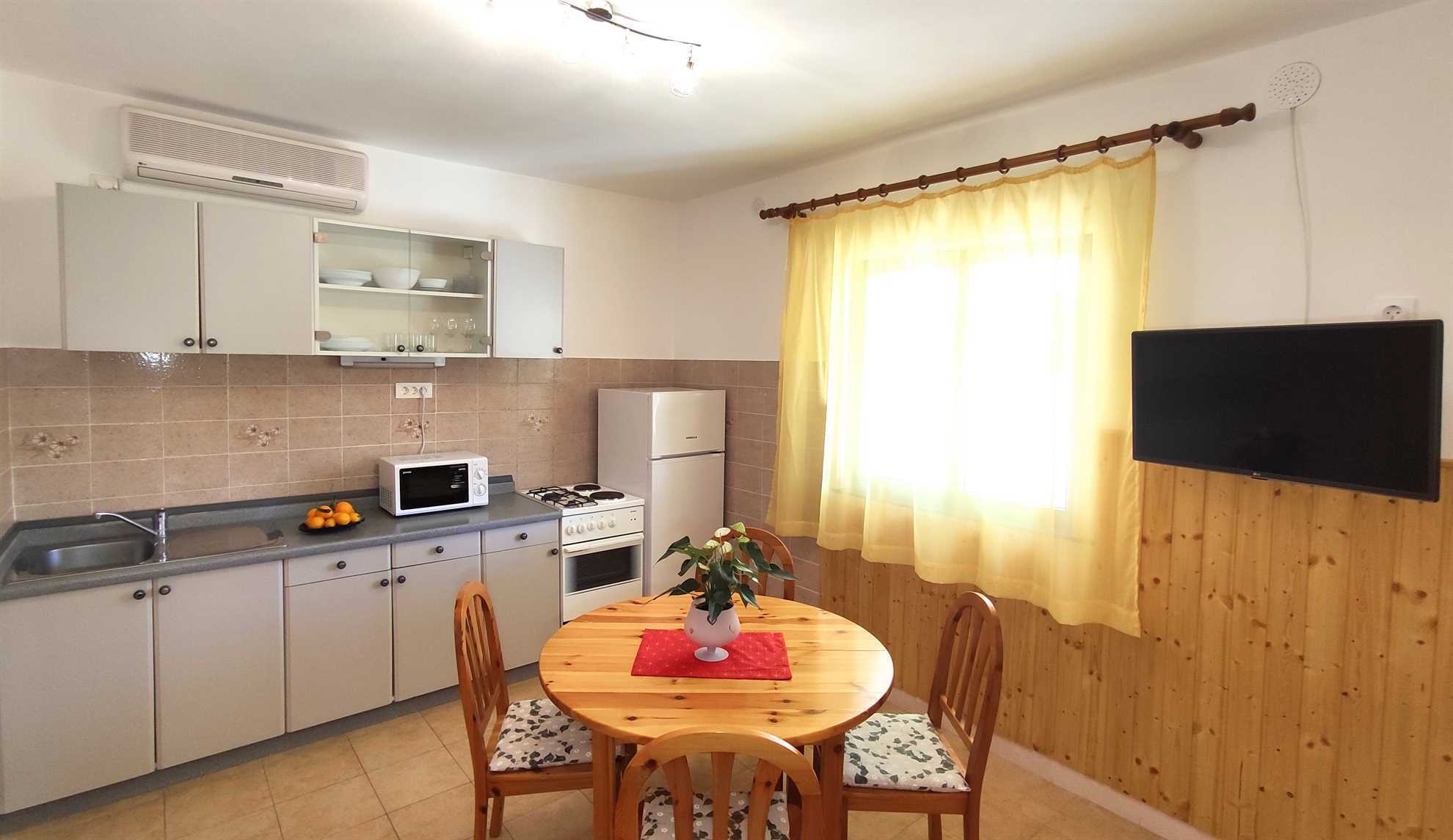 Two bedrooms apartment for 5 persons with sea view