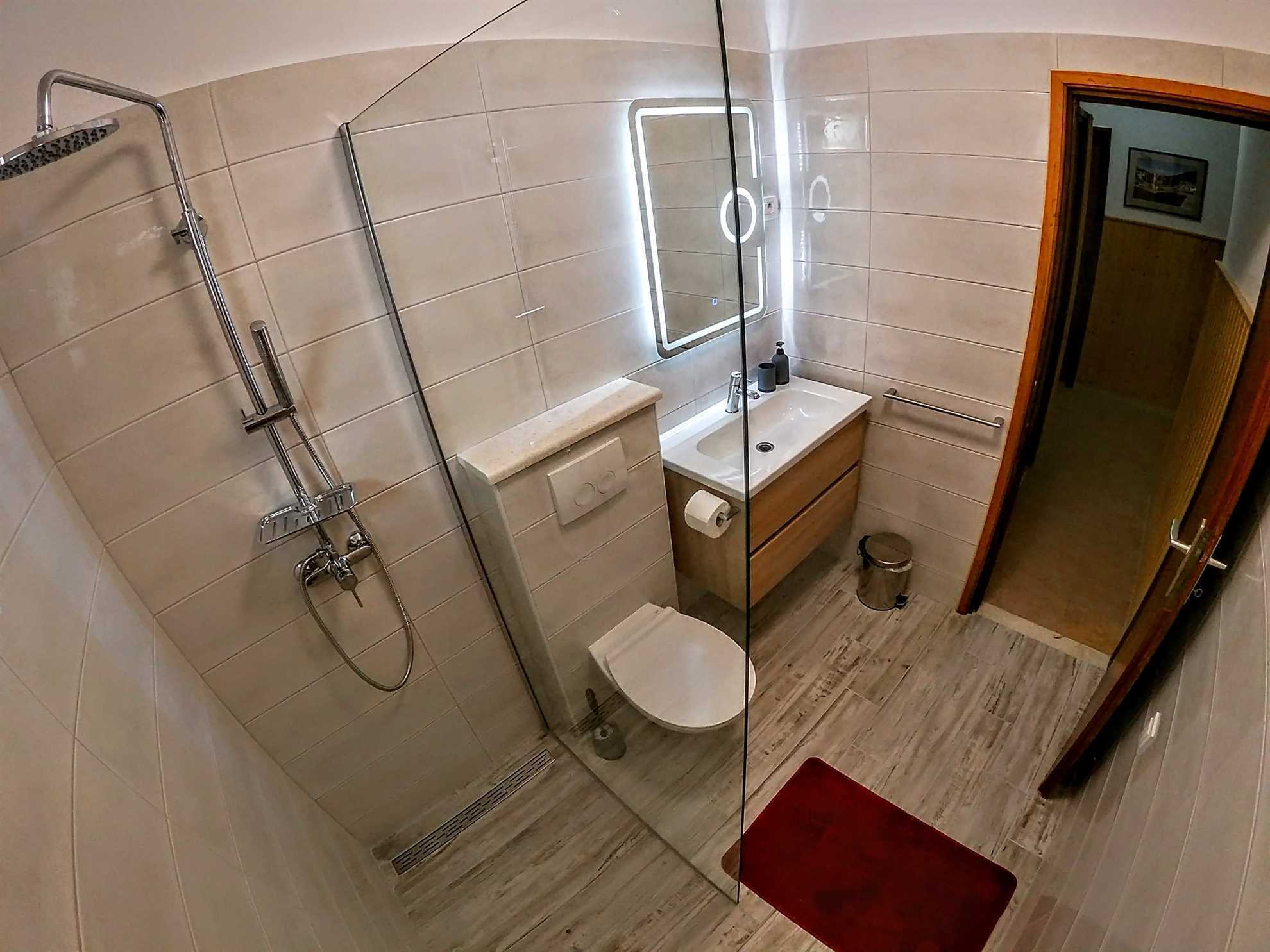 Two bedrooms apartment for 5 persons with sea view