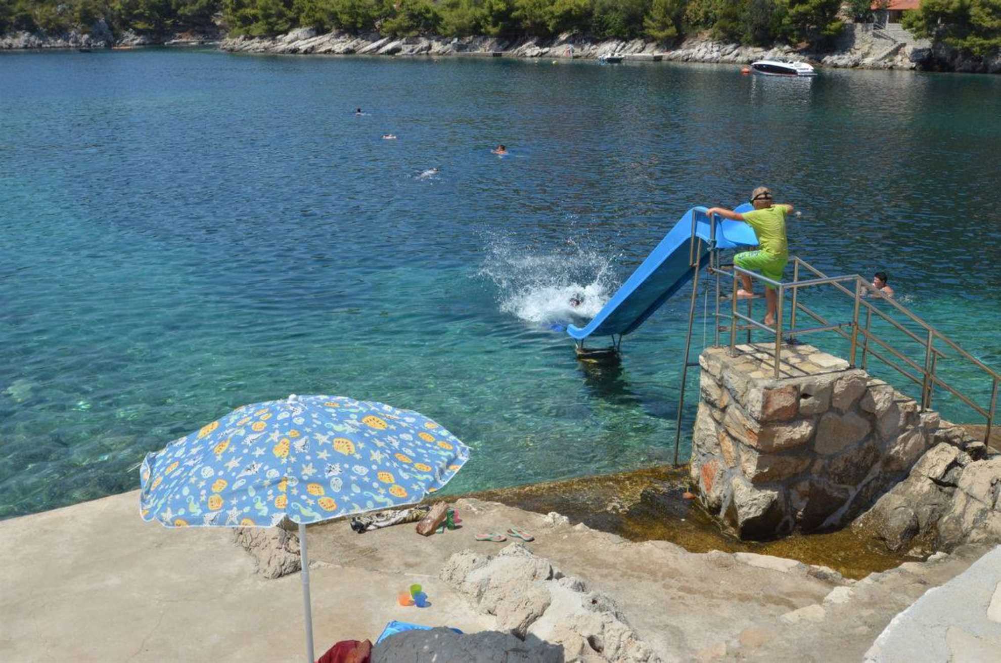 One bedroom apartment for 3 persons with sea view