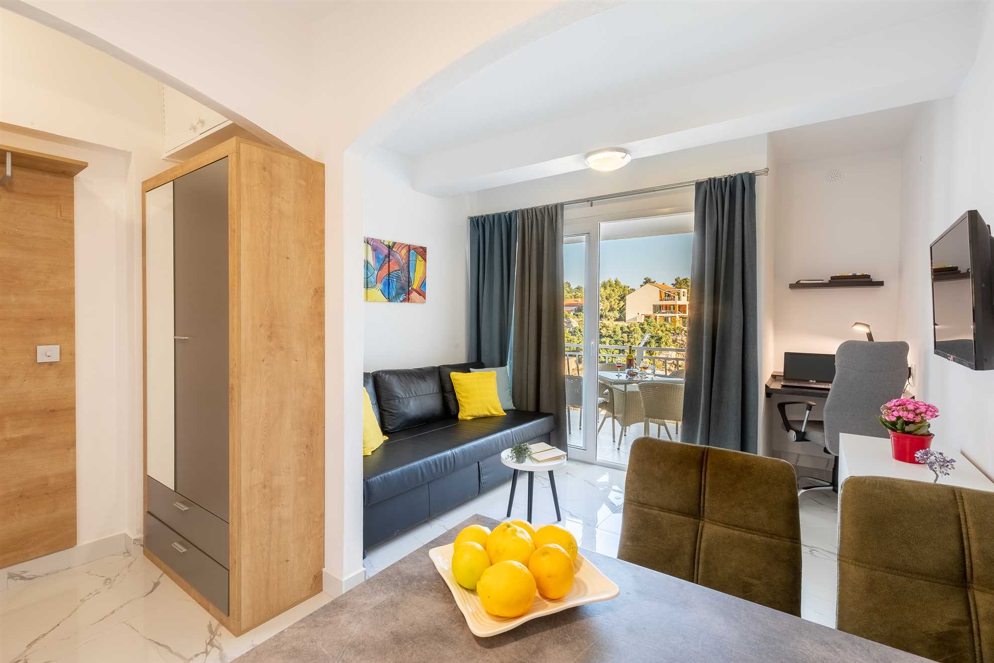 One bedroom apartment for 3 persons with sea view