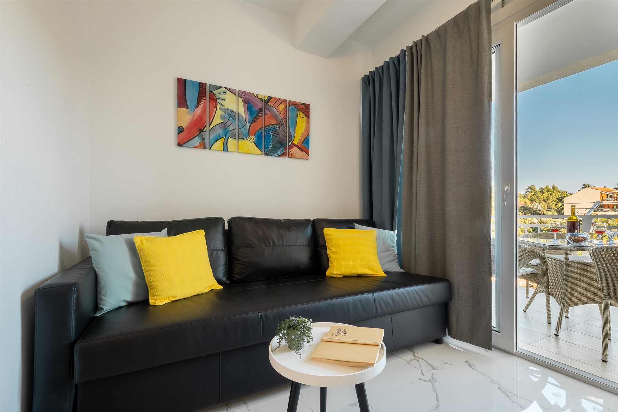 One bedroom apartment for 3 persons with sea view