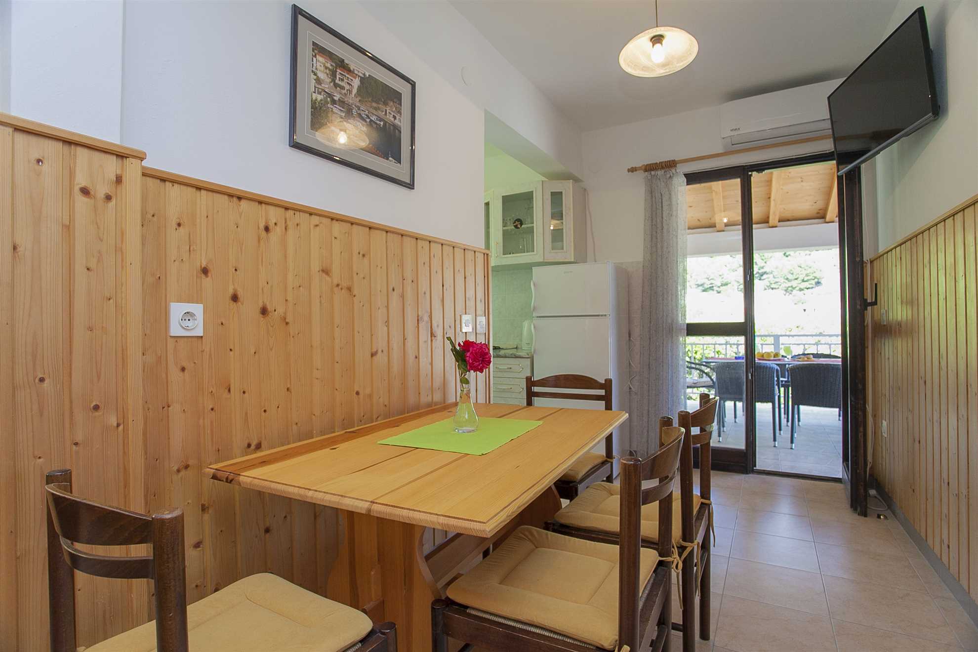 Two bedrooms apartment for 4 persons with sea view