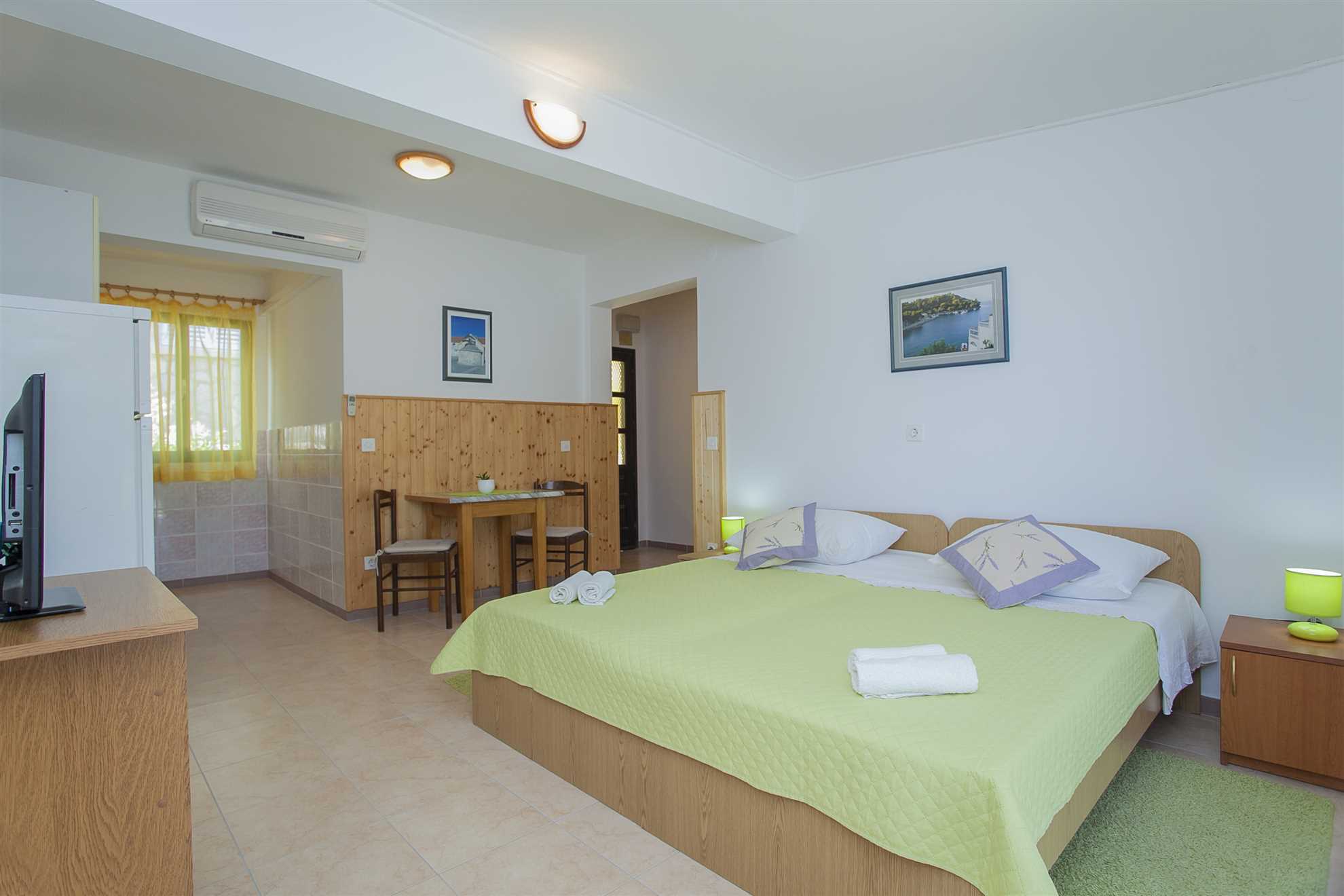 Studio apartment for 2 persons with sea view