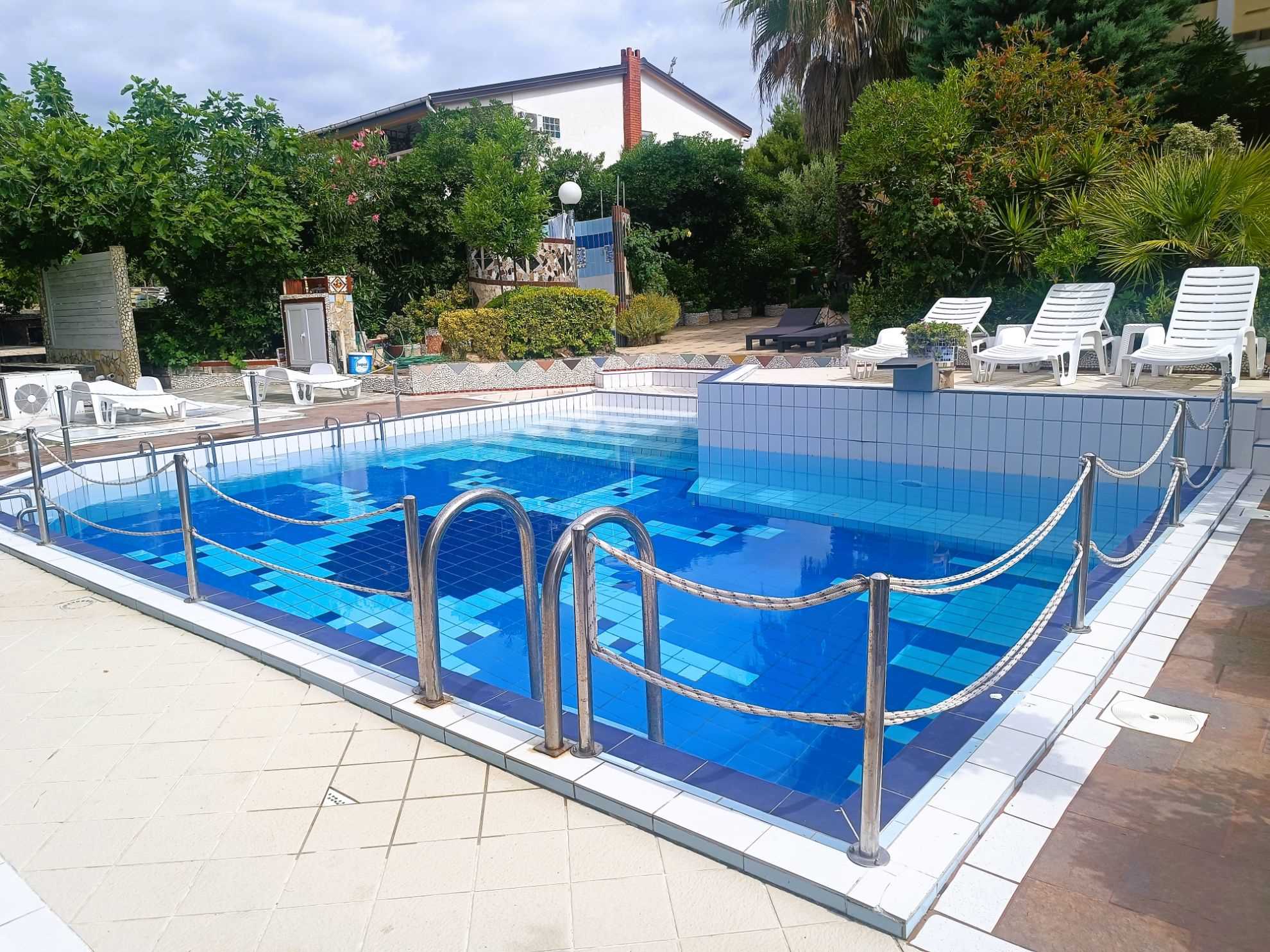 Image of Studio apartment Mes 4 with shared swimming pool