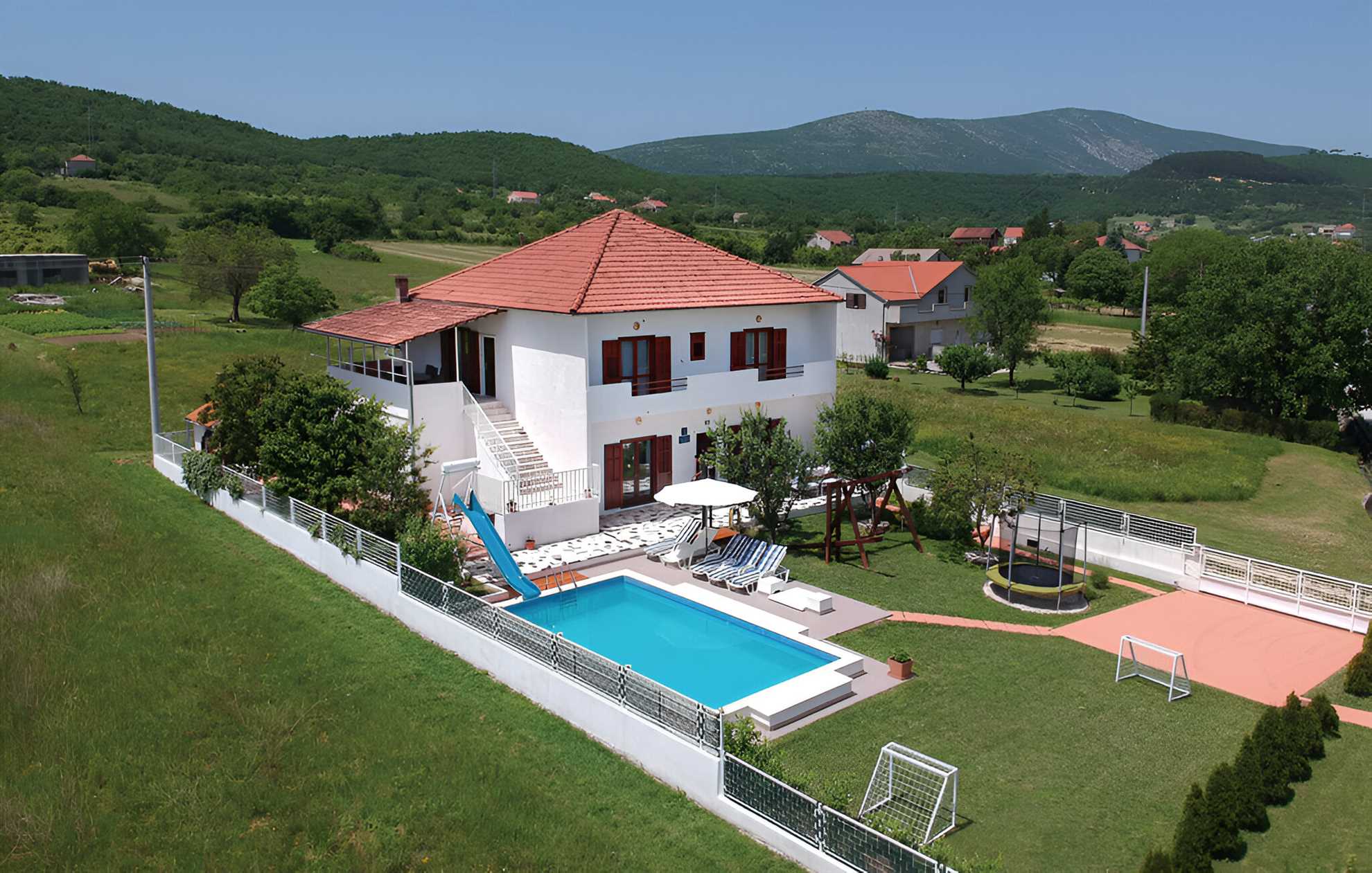 Image of Villa Matulovic with pool, Sinj