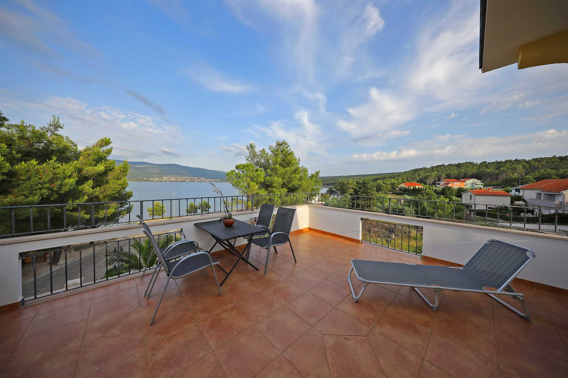 Apartman Hablando s pogledom na more, 70 m od mora