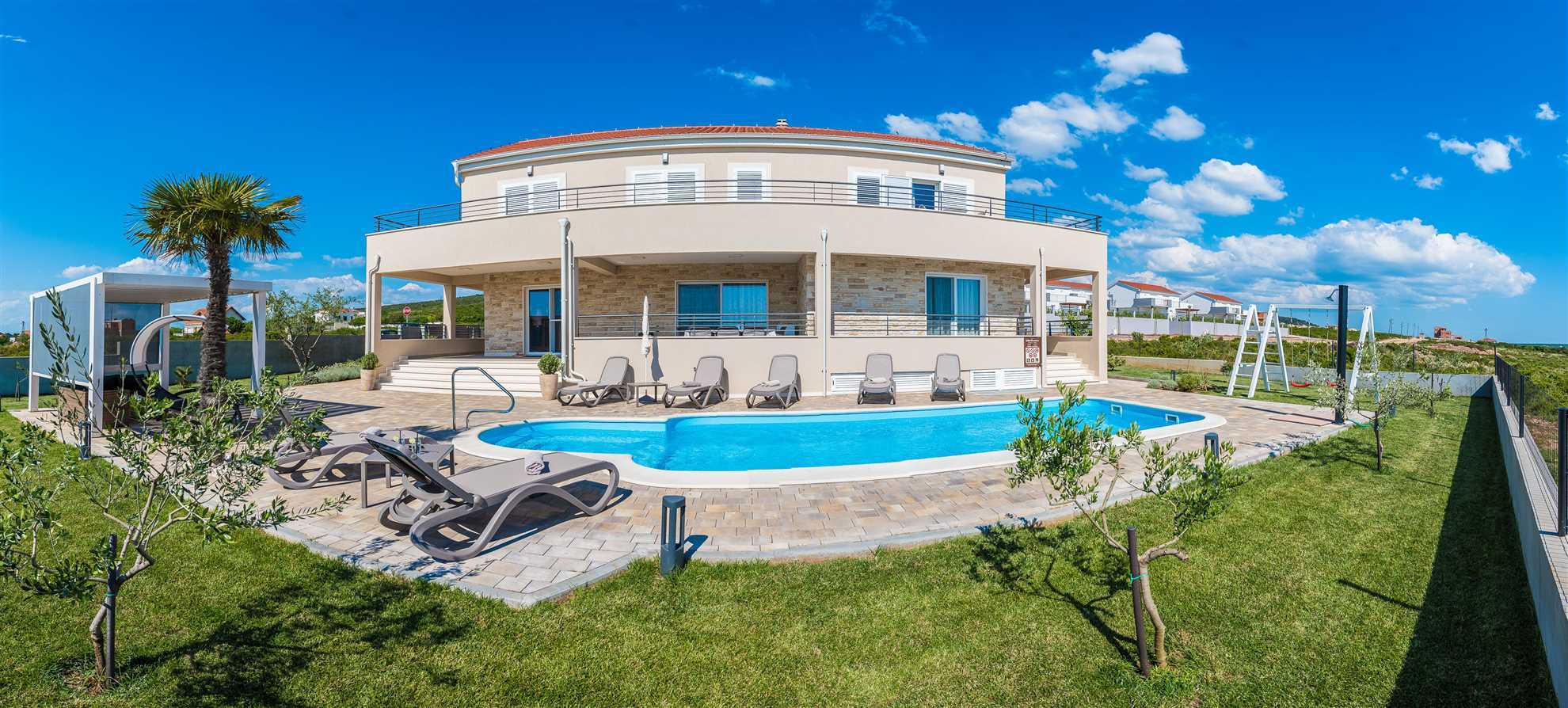 Villa Providenca with heated pool