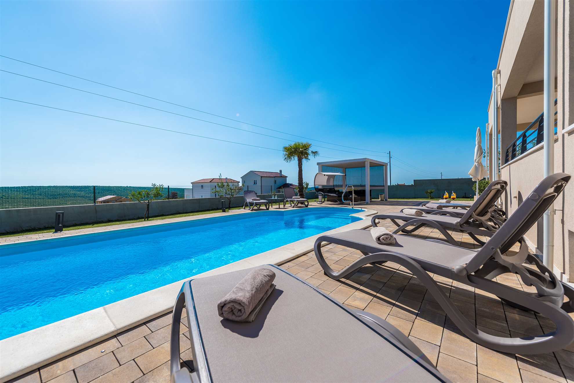 Villa Providenca with heated pool