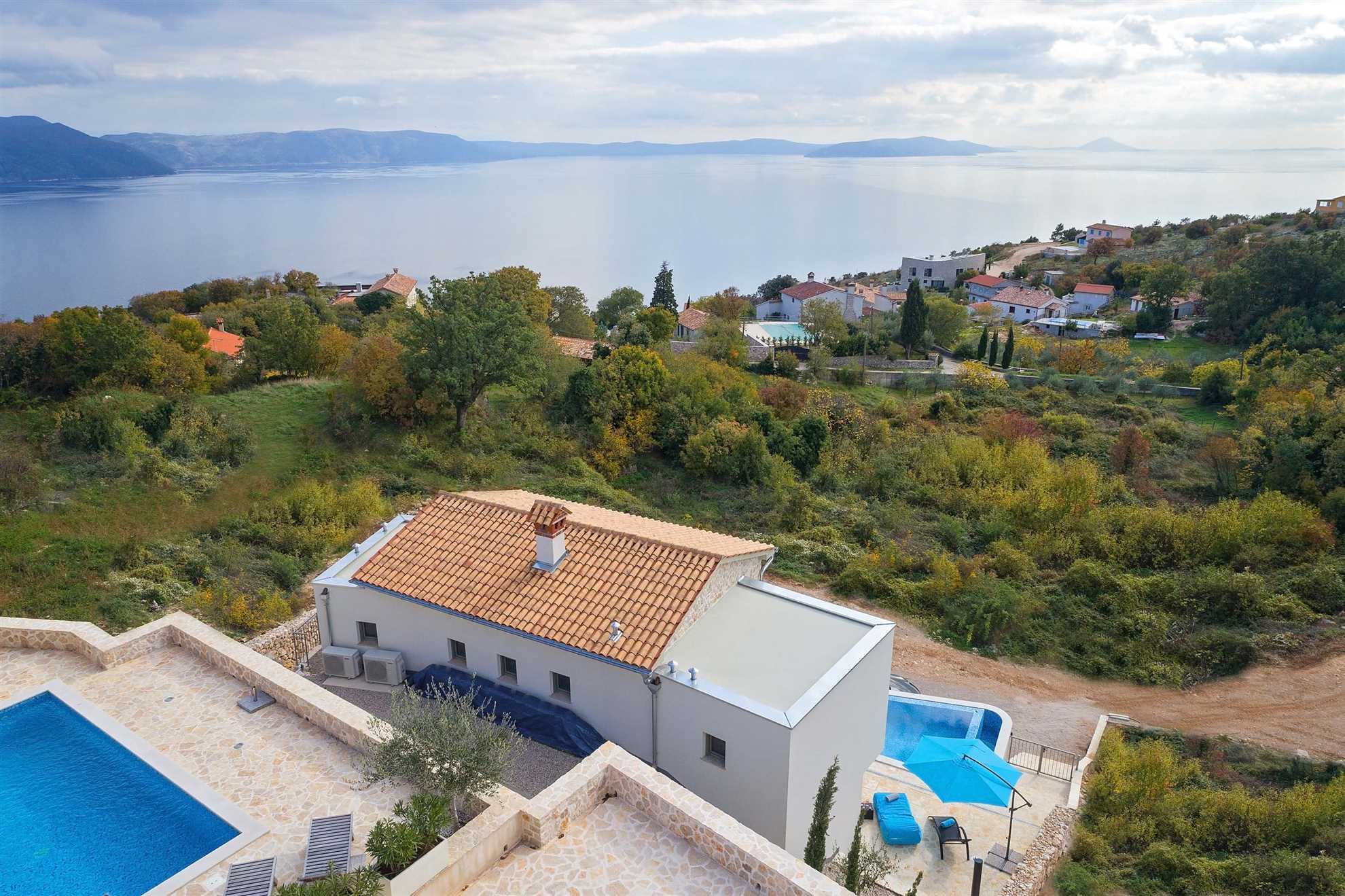 Image of Villa Soleil in peaceful location with a sea view