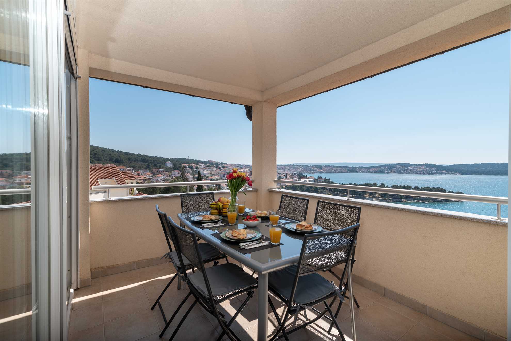 Apartment 8 with a stunning view