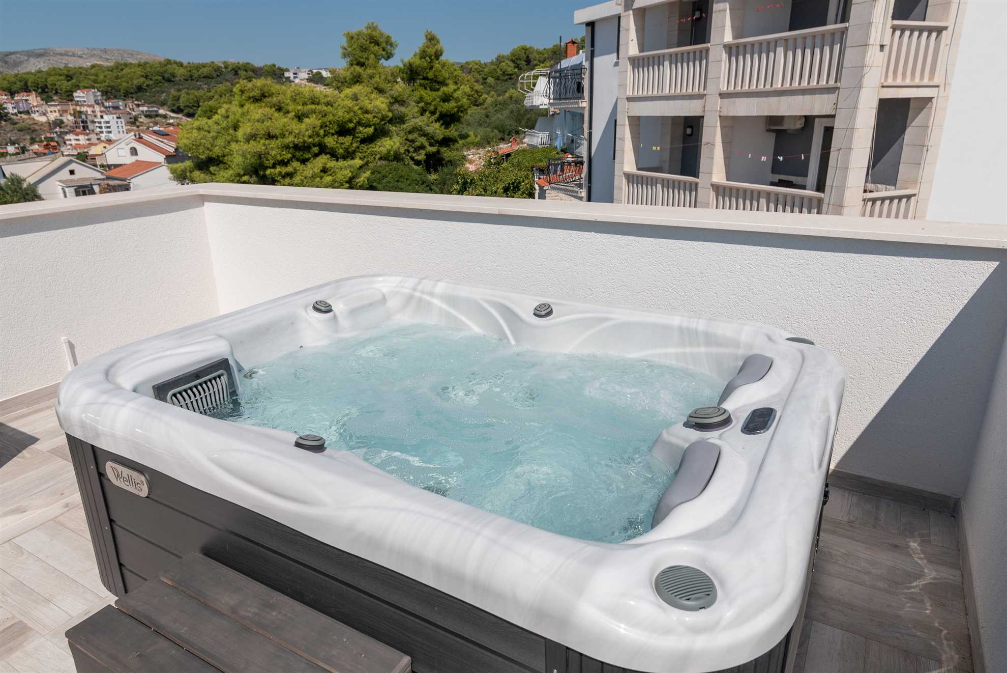 Chic 2-Bedroom Sanctuary for 4, No Pets