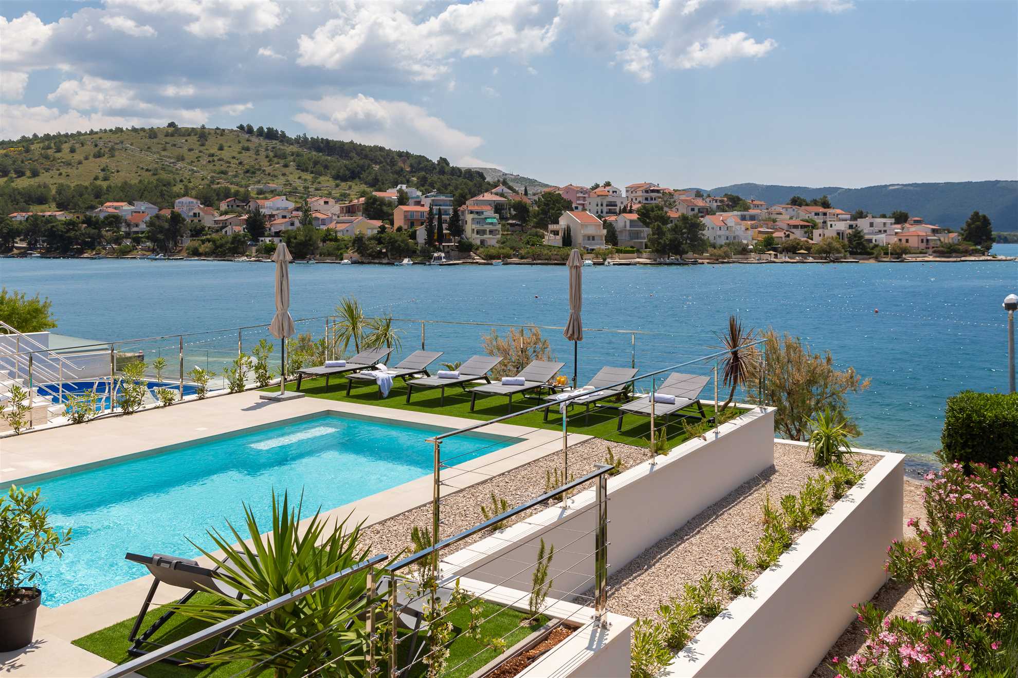 Villa Pepera with amazing sea view and heated pool