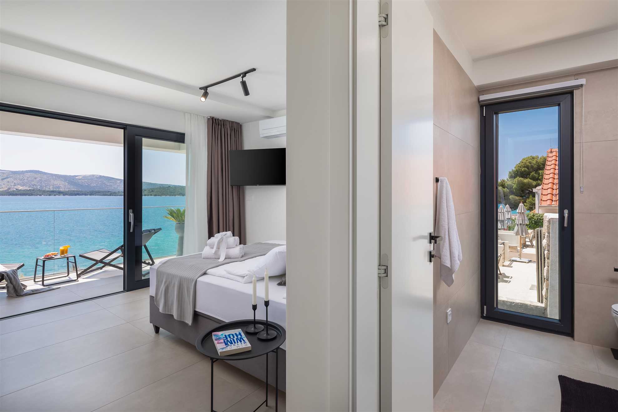 Villa Pepera with amazing sea view and heated pool