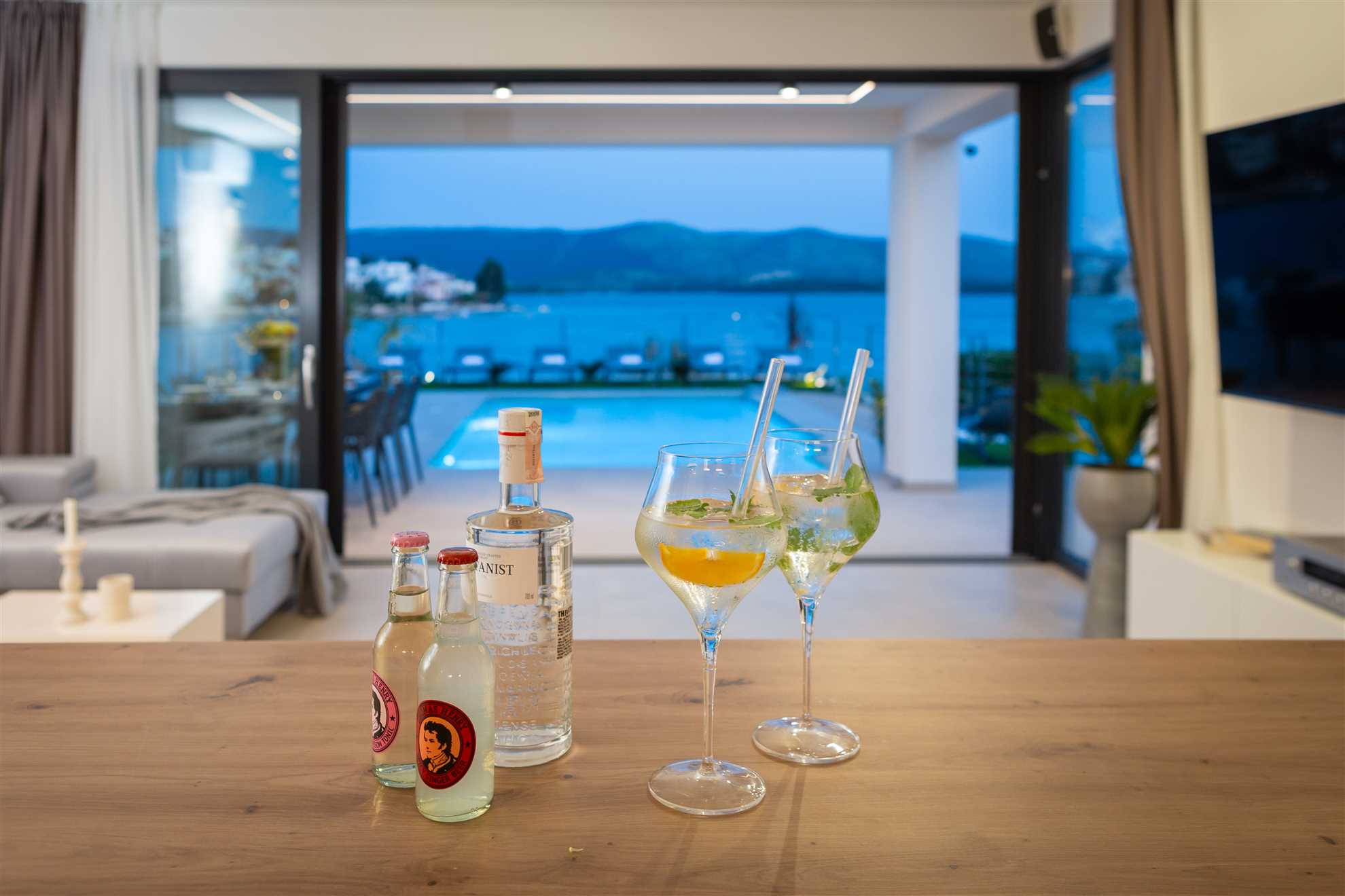 Villa Pepera with amazing sea view and heated pool