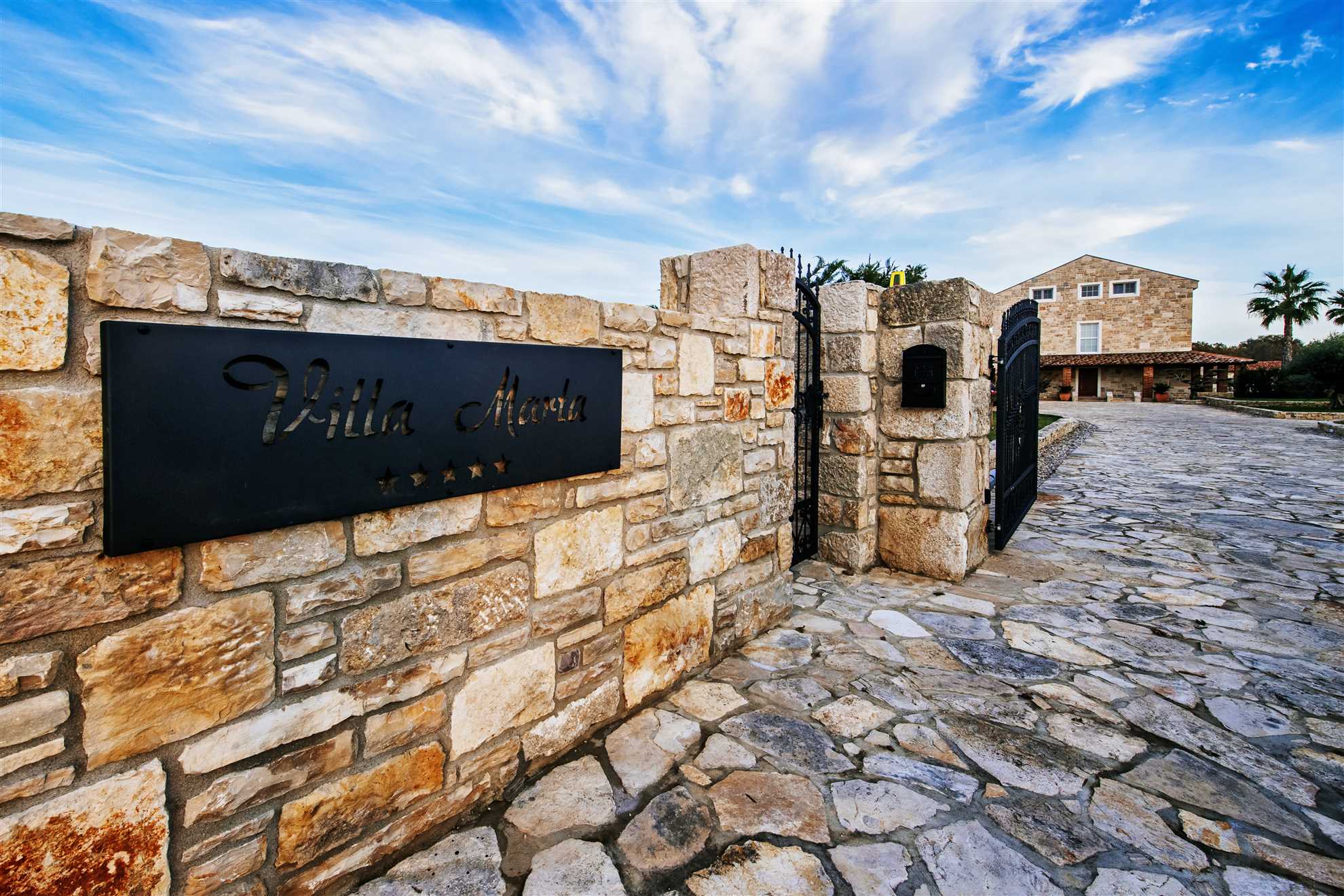 VILLA MARTA - Unforgettable, spectacular, special