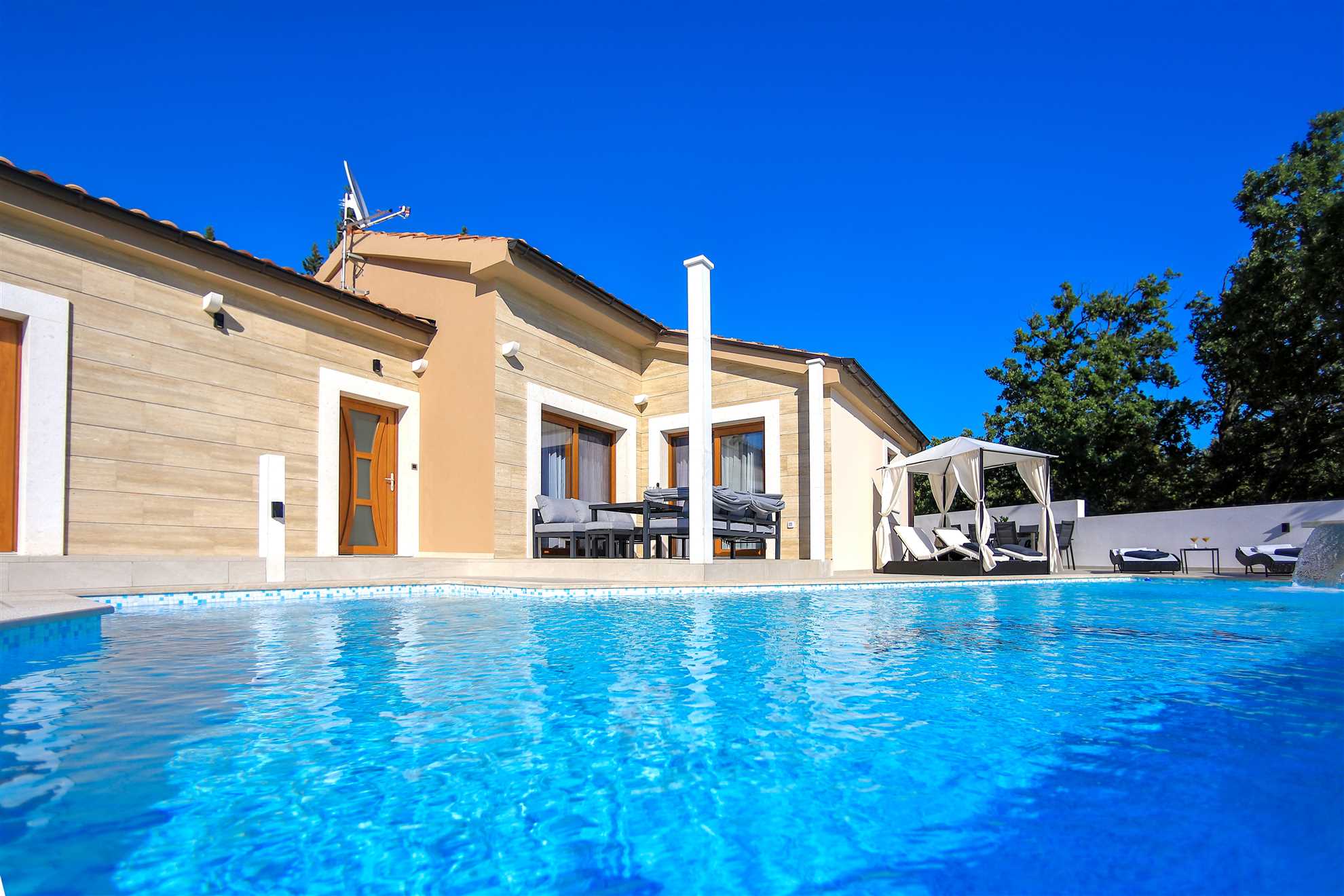 Luxurious Villa Ivana II