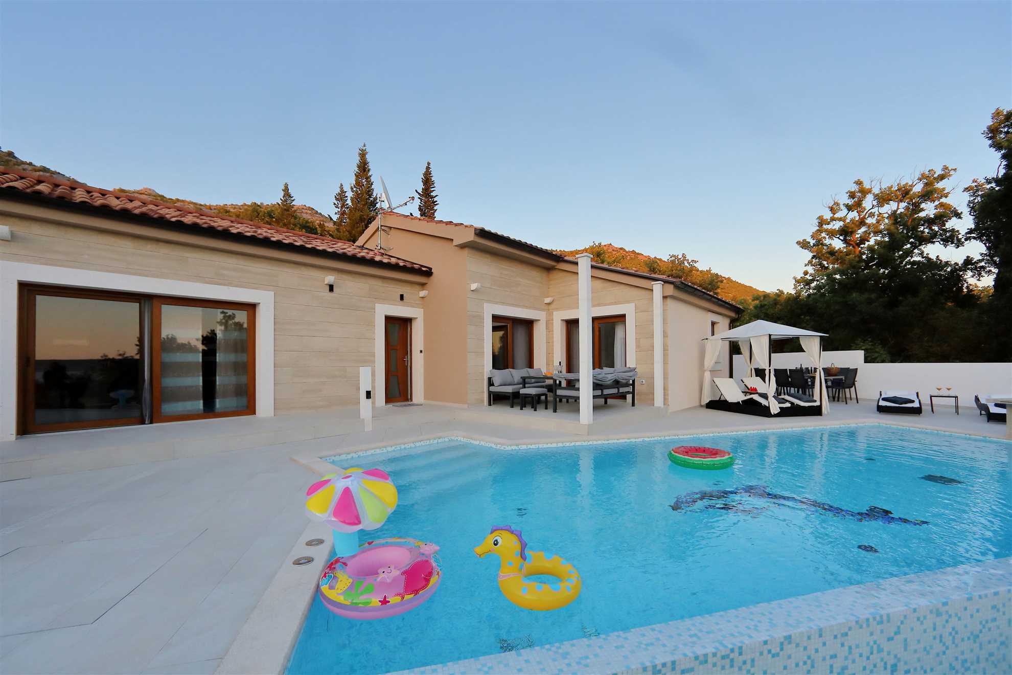 Luxurious Villa Ivana II