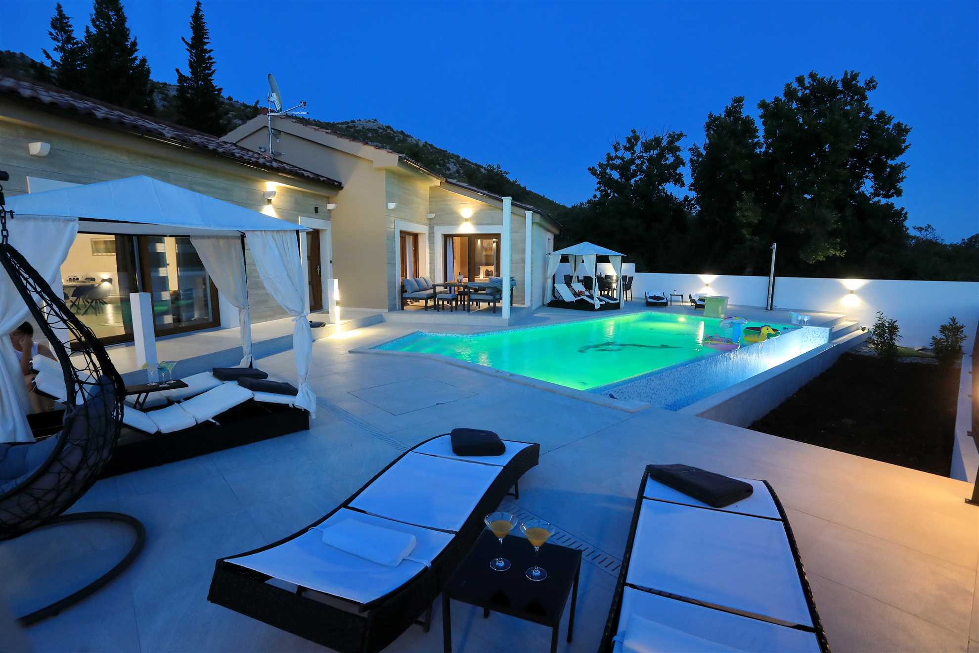 Luxurious Villa Ivana II