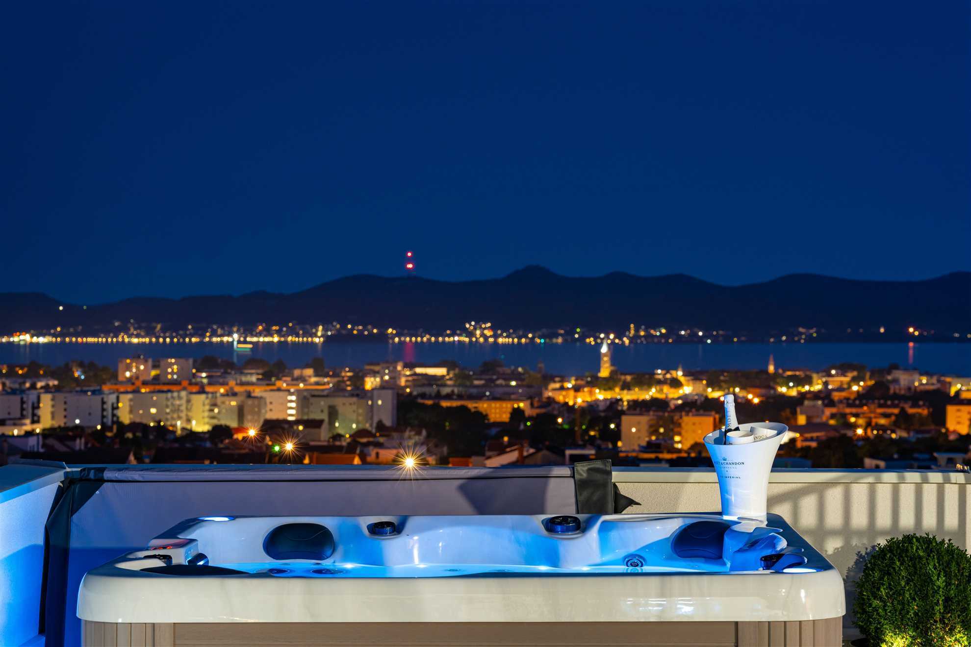 Luxury Penthouse ARIA