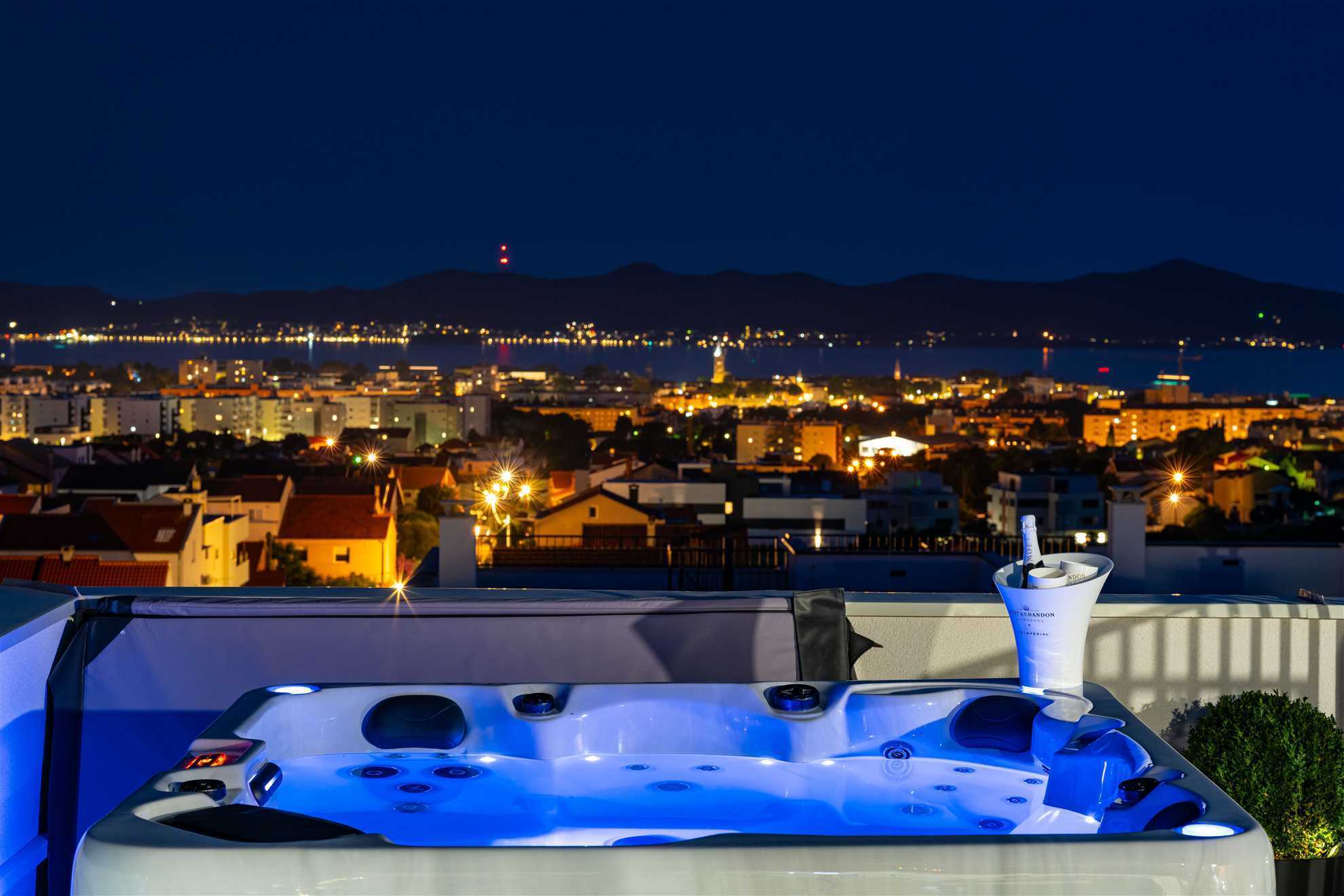 Luxury Penthouse ARIA